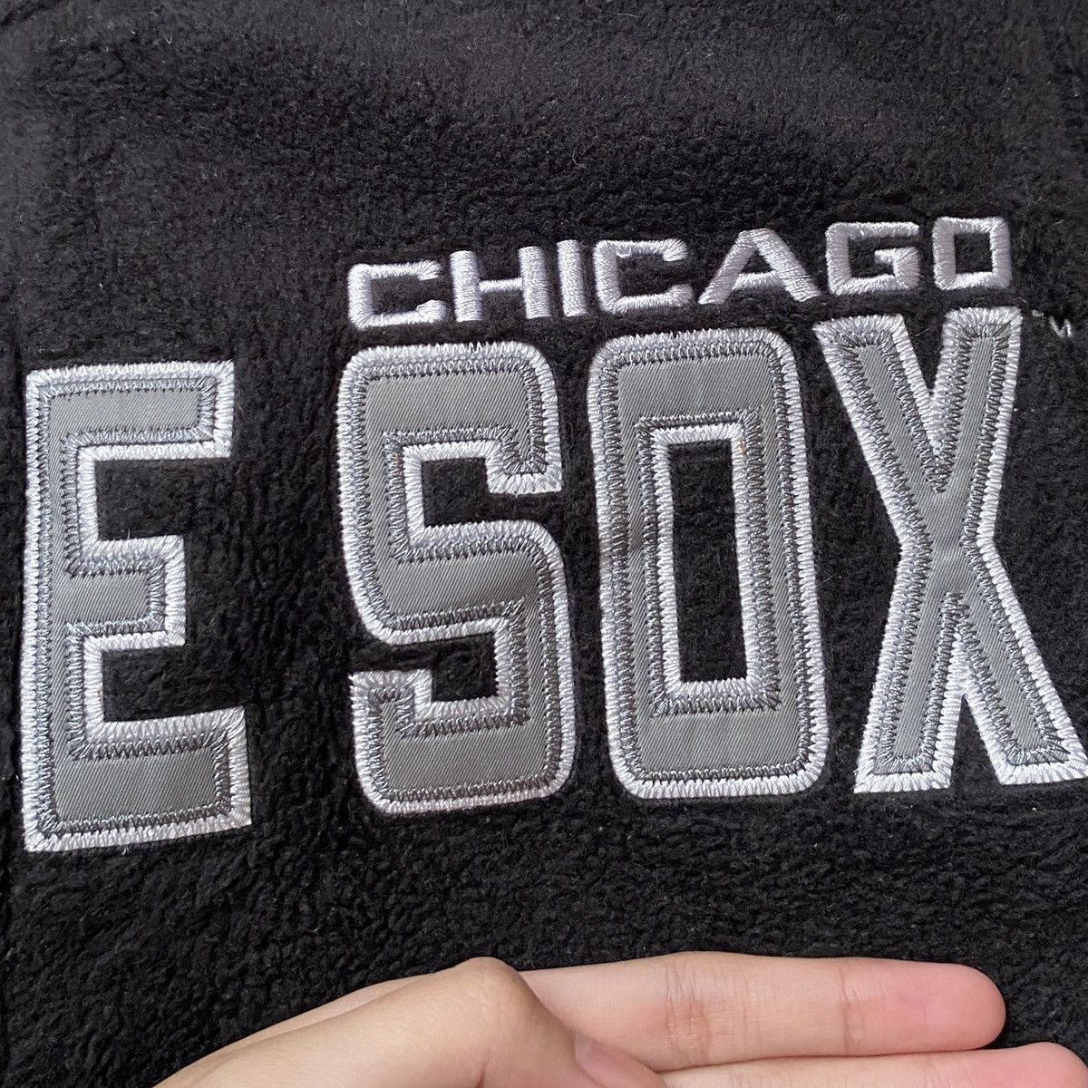 NFL Vintage NFL Team Chicago White Sox Zipper Sweatshirt 2000s Size US M / EU 48-50 / 2 - 10 Thumbnail
