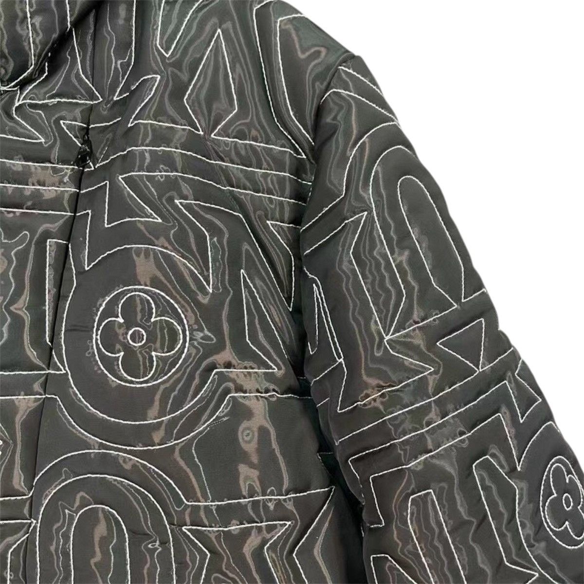 Louis Vuitton Louis Vuitton 48 Allover Puffer Snow Down Jacket Size US M / EU 48-50 / 2 - 4 Thumbnail