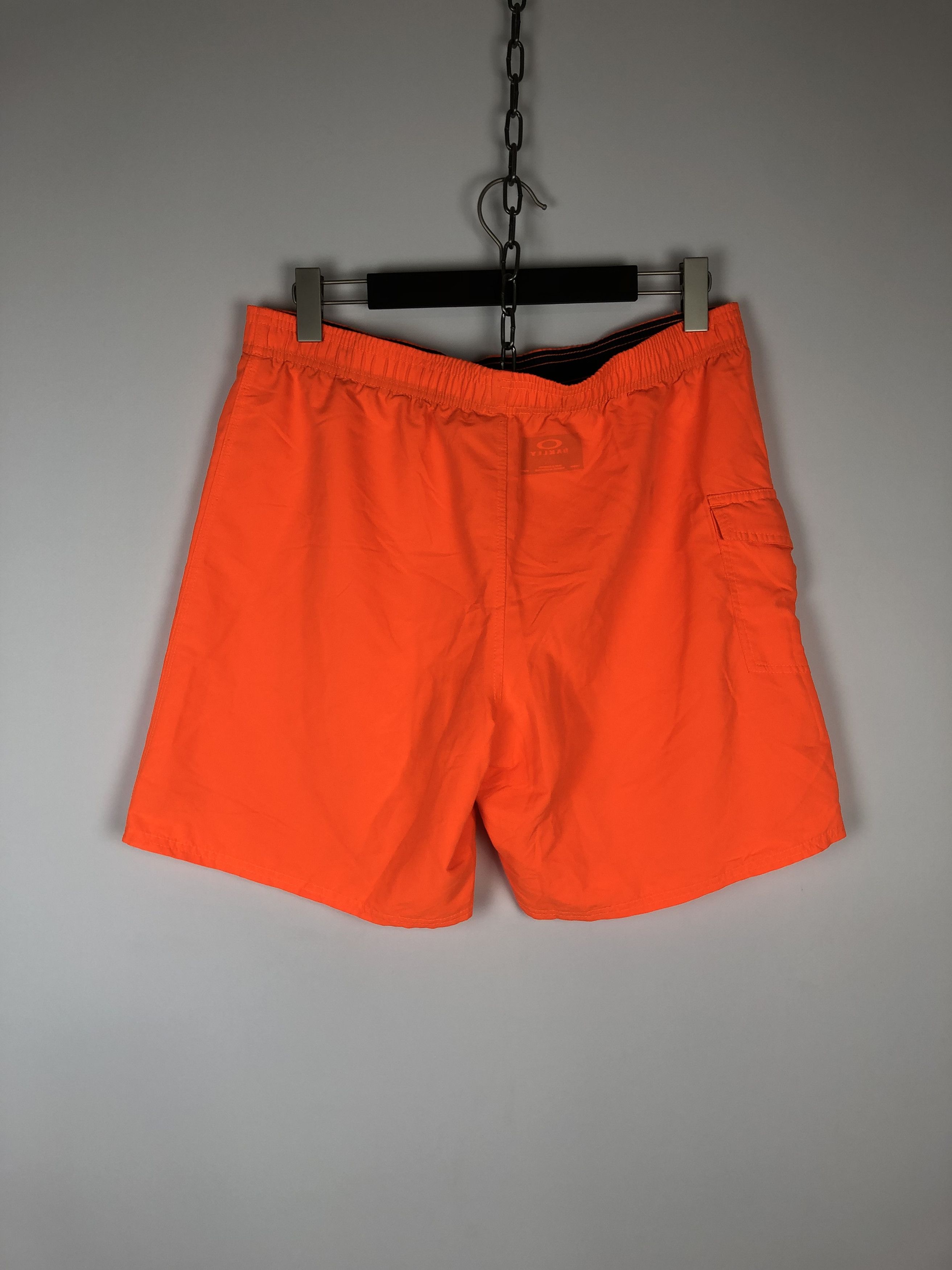 Oakley Oakley Orange Shorts size XL Size US 35 - 7 Thumbnail