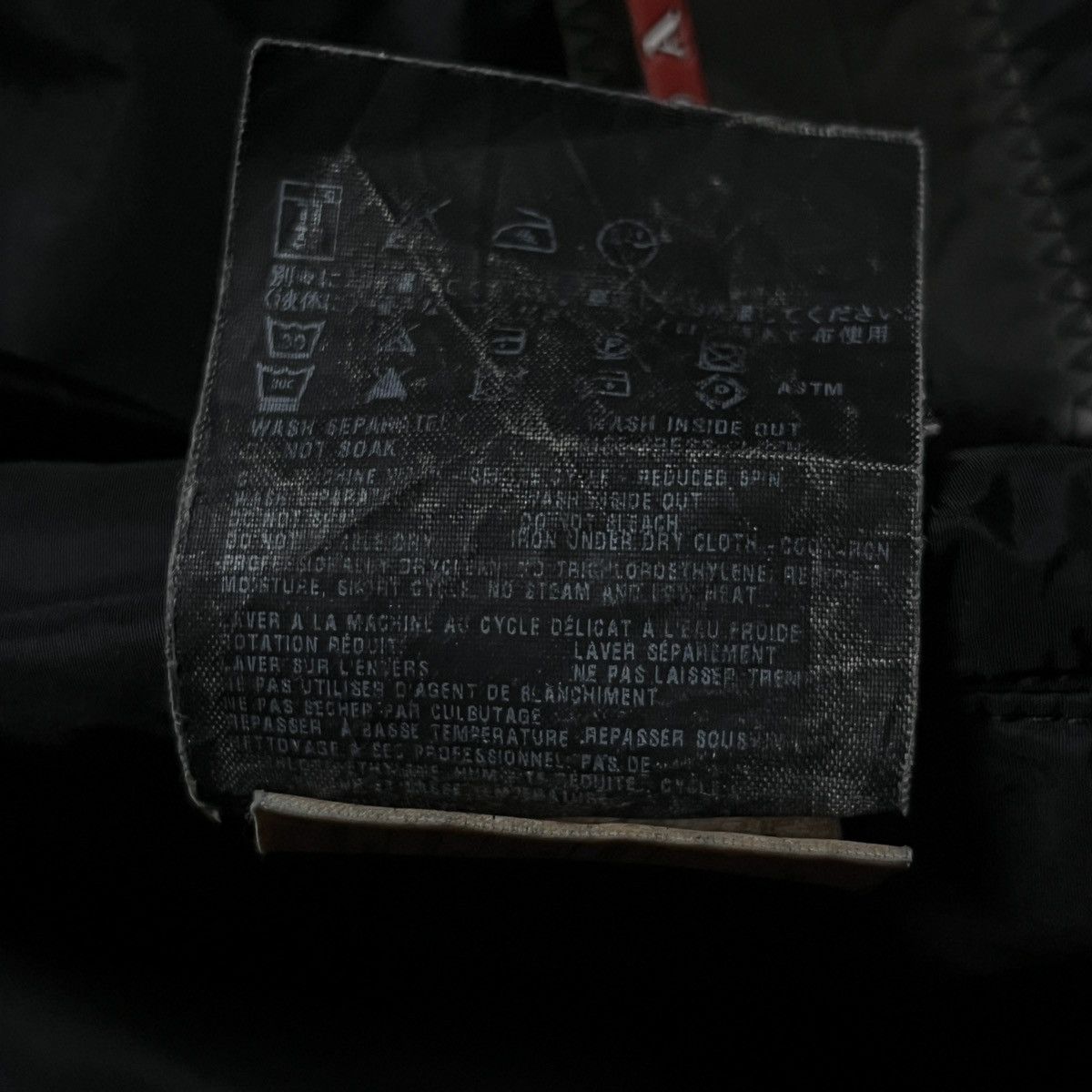 Prada Vintage Prada Nylon Red Tab Insulated Jacket Size US M / EU 48-50 / 2 - 7 Thumbnail