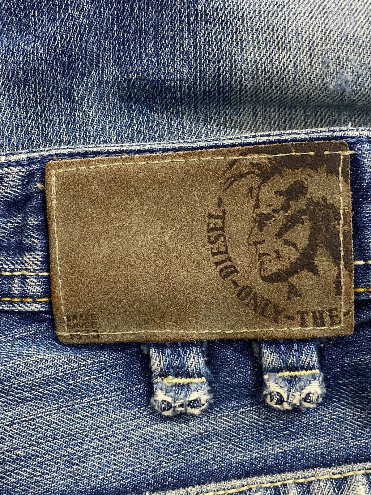 Diesel Vintage Diesel Blue Wash Distress Patch Style Flare Jeans Size US 28 / EU 44 - 15 Thumbnail