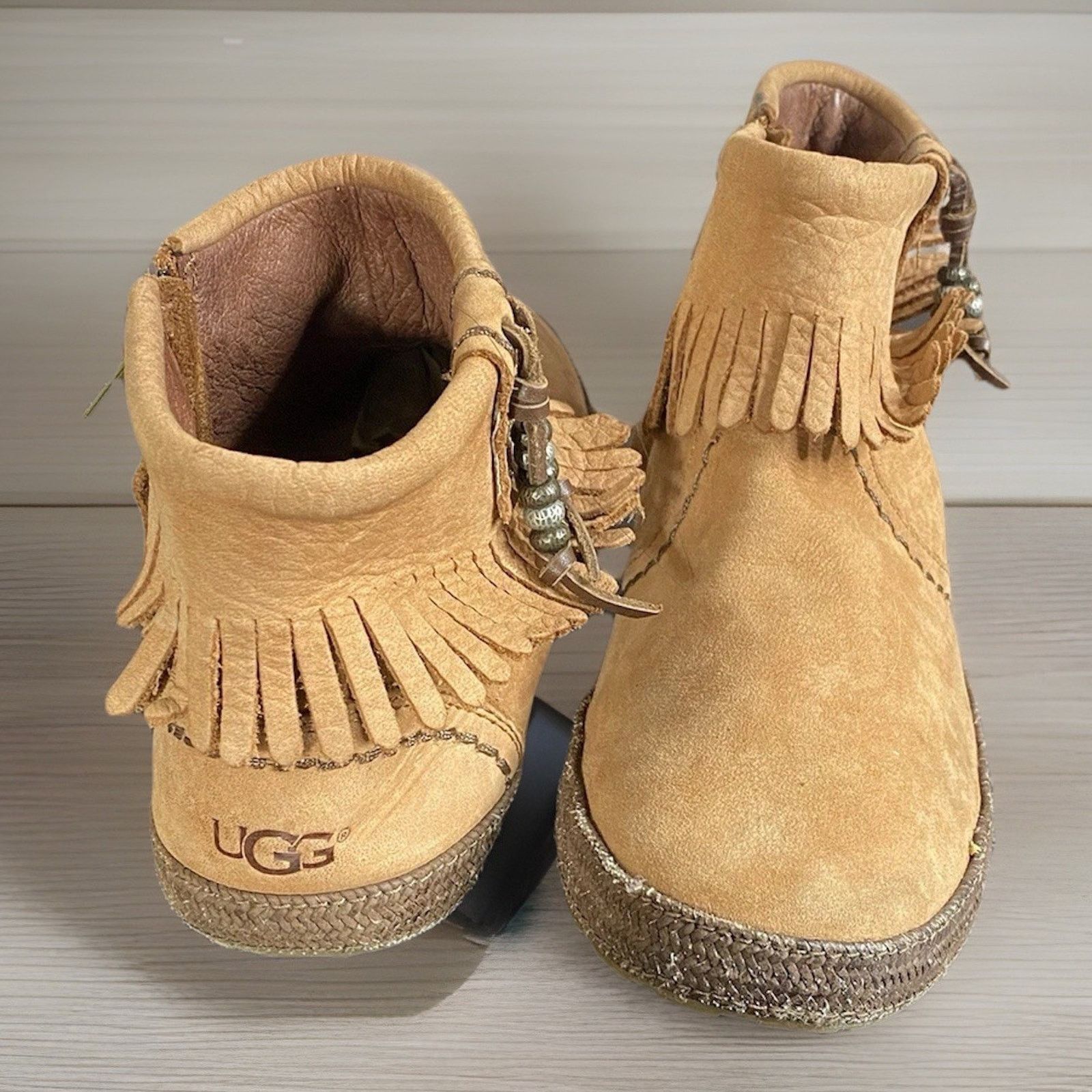 Ugg UGG Tiana Chestnut Suede Ankle boots w Suede Fringe Size 5.5 Size US 5.5 / IT 35.5 - 4 Thumbnail