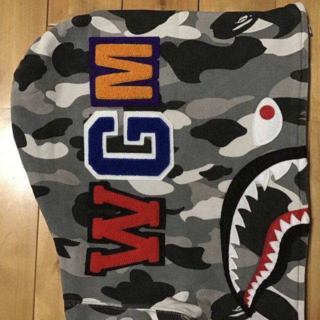 Bape 🔥NFS exclusive🔥 BAPE camo shark full zip hoodie APE NIGO Size US L / EU 52-54 / 3 - 5 Thumbnail