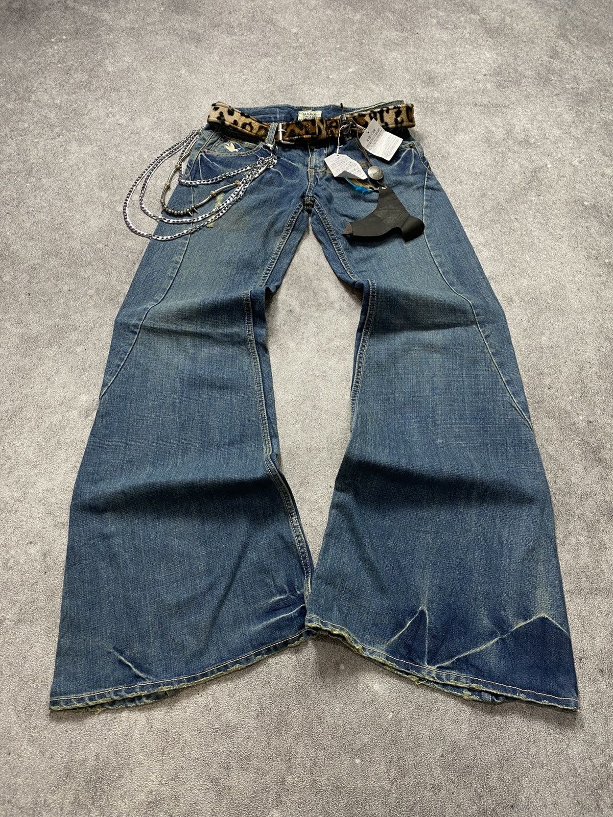 If Six Was Nine × Japanese Brand × Le Grande Bleu (L.G.B.) 2000s Koos & Chelia pig leather skin super flare jean Size US 31 - 1 Thumbnail