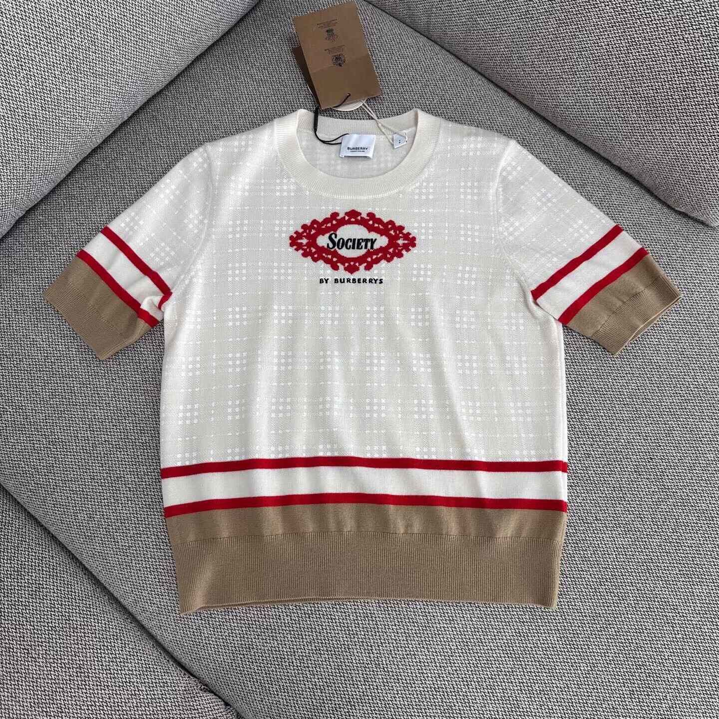 Burberry Burberry Knit Wool Sweater S Women Size S / US 4 / IT 40 - 1 Thumbnail