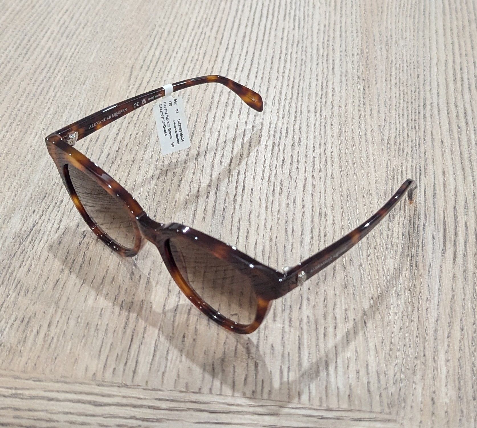 Alexander McQueen Oval 53mm Sunglasses Havana Brown