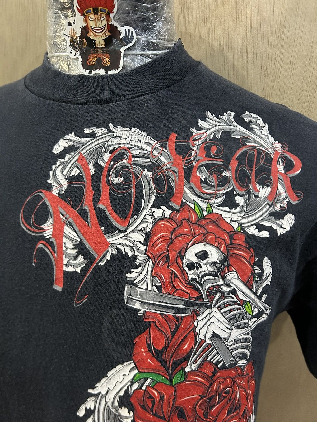 No Fear Vintage 2000s No Fear Skateboard Skull Roses Tee Size US M / EU 48-50 / 2 - 3 Thumbnail
