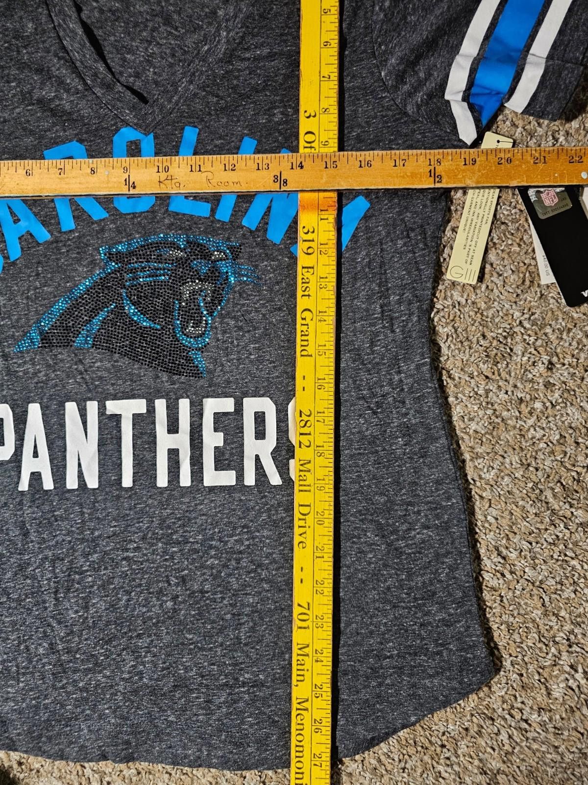 G-III NWT Carolina Panthers NFL Team Apparel Deep Vneck Shirt M Size ONE SIZE - 6 Thumbnail