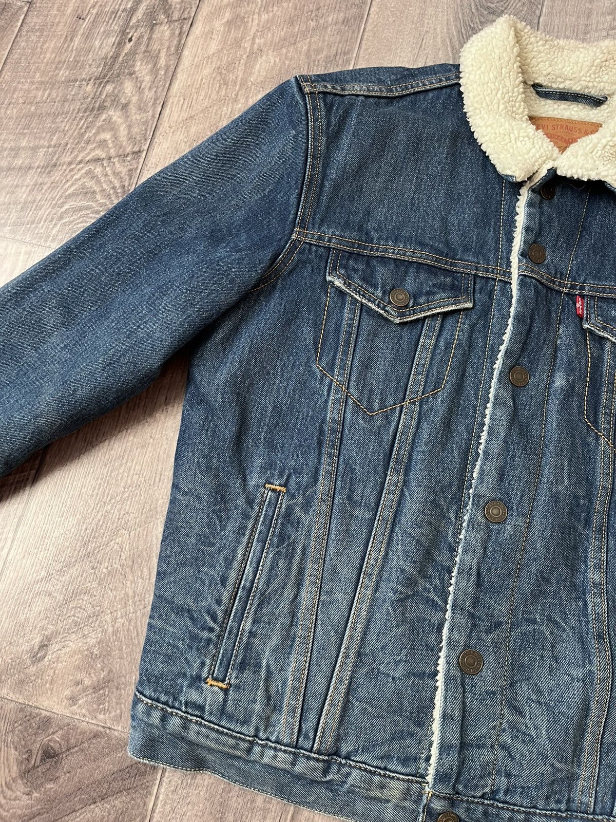 Levi's Vintage Levi’s Sherpa lined Trucker jacket Denim Size US M / EU 48-50 / 2 - 3 Thumbnail