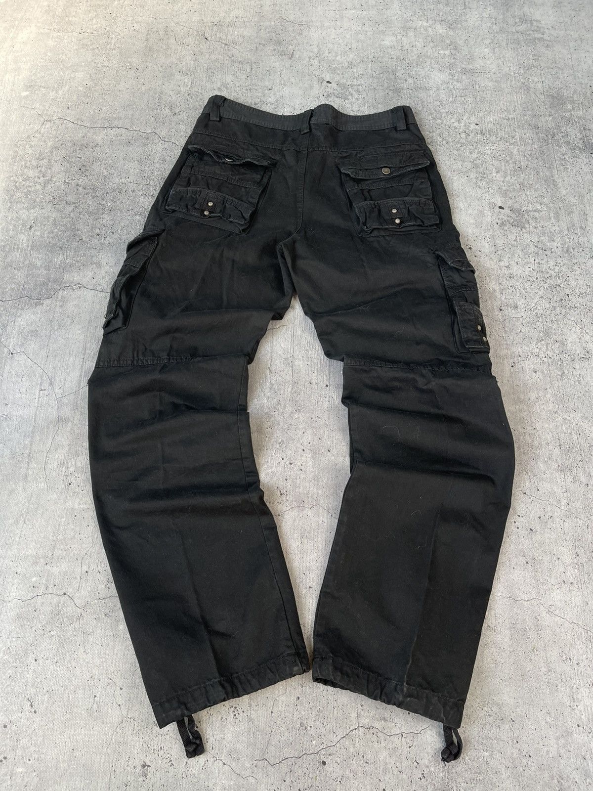 Japanese Brand Japan Y2K Black Avant Garde Multipocket Cargo Pants Size US 32 / EU 48 - 10 Thumbnail