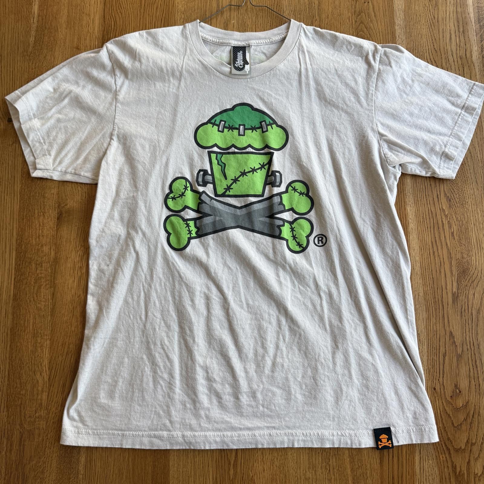 Johnny Cupcakes Johnny Cupcakes Vintage from the Crypt Vault Size Large Size US L / EU 52-54 / 3 - 1 Thumbnail
