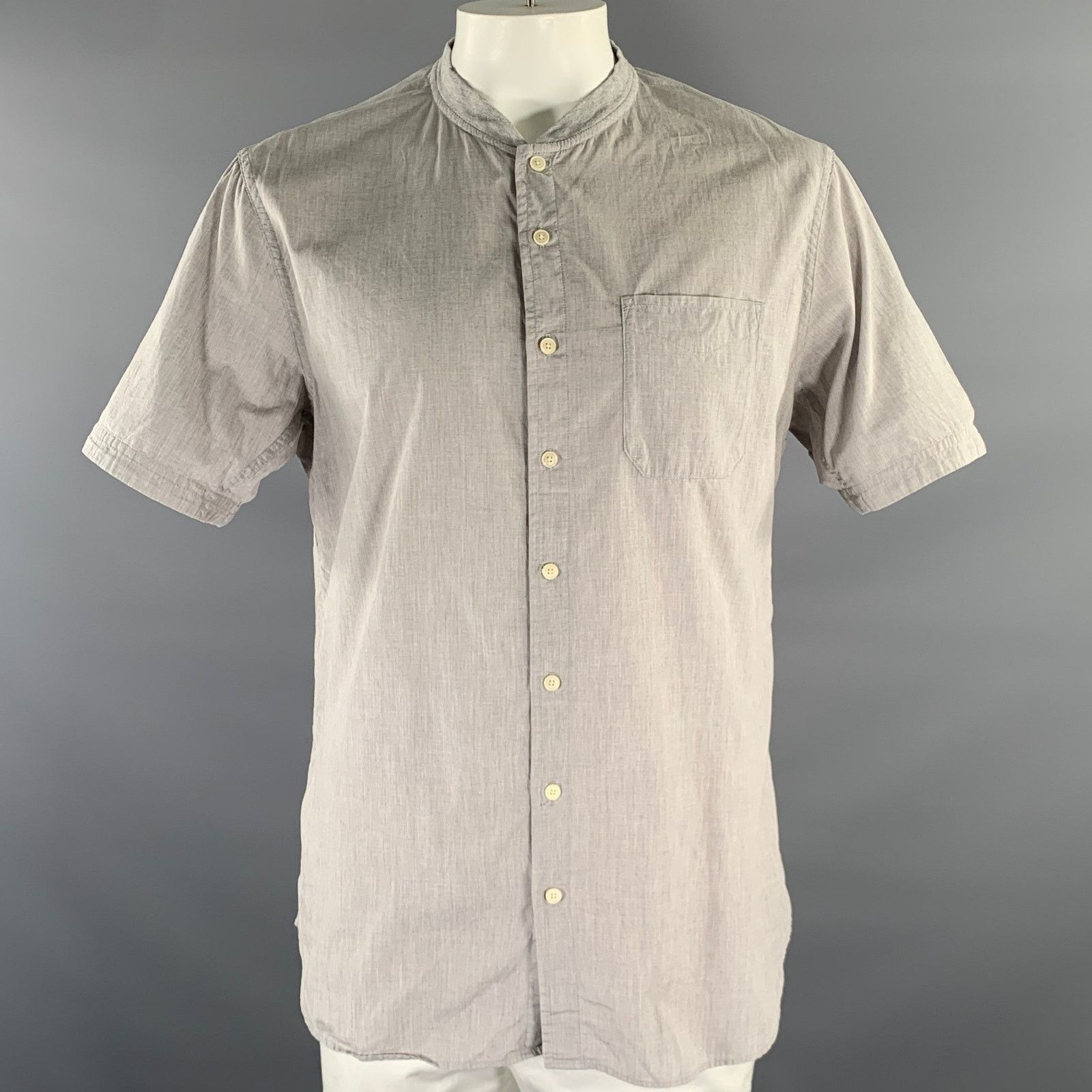 WINGS and HORNS XL Grey Heather Band Collar S/S Shirt