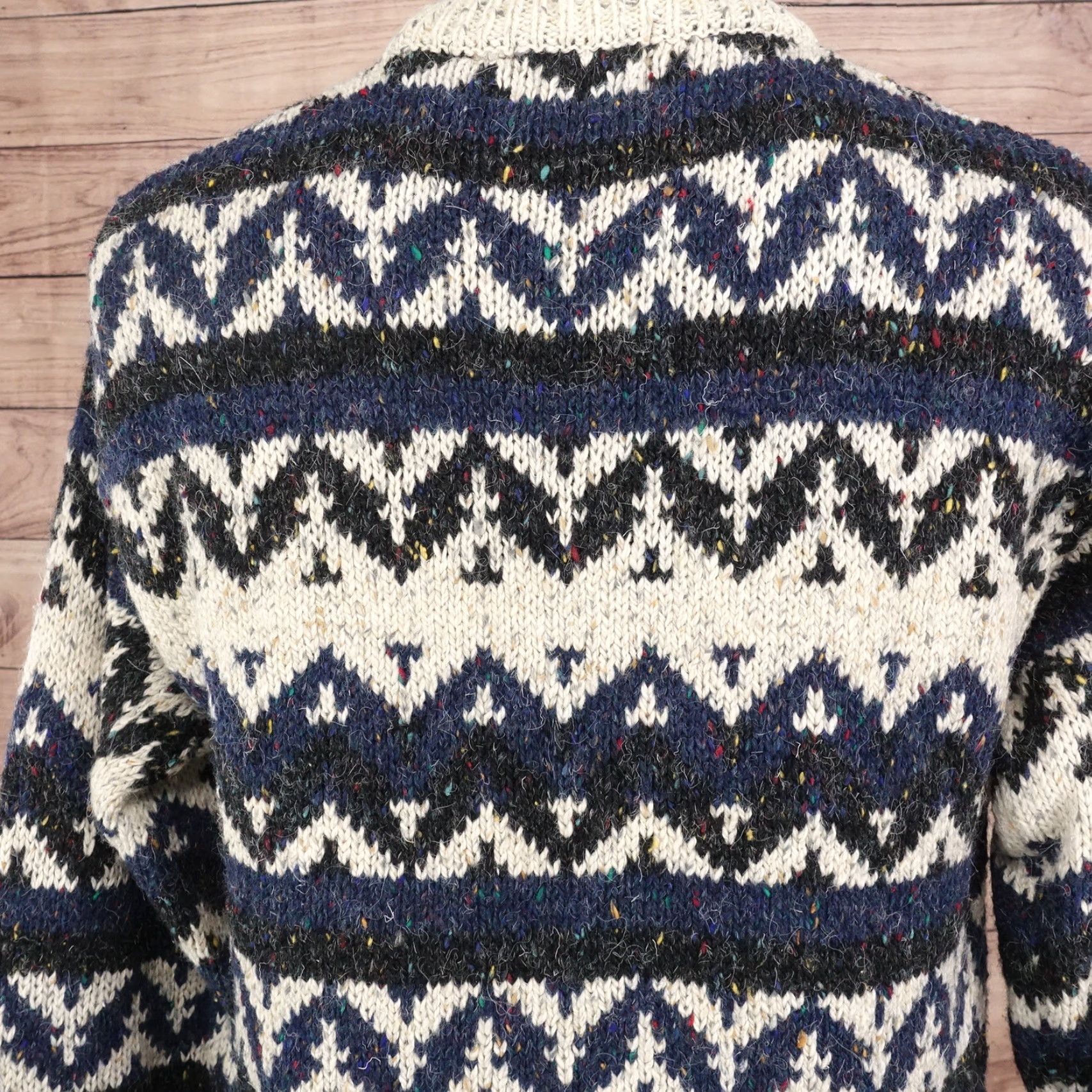 Vintage Vintage Peter England Wool Blend Argyle Mock Neck Sweater Pullover Mens Size M Size US M / EU 48-50 / 2 - 5 Thumbnail