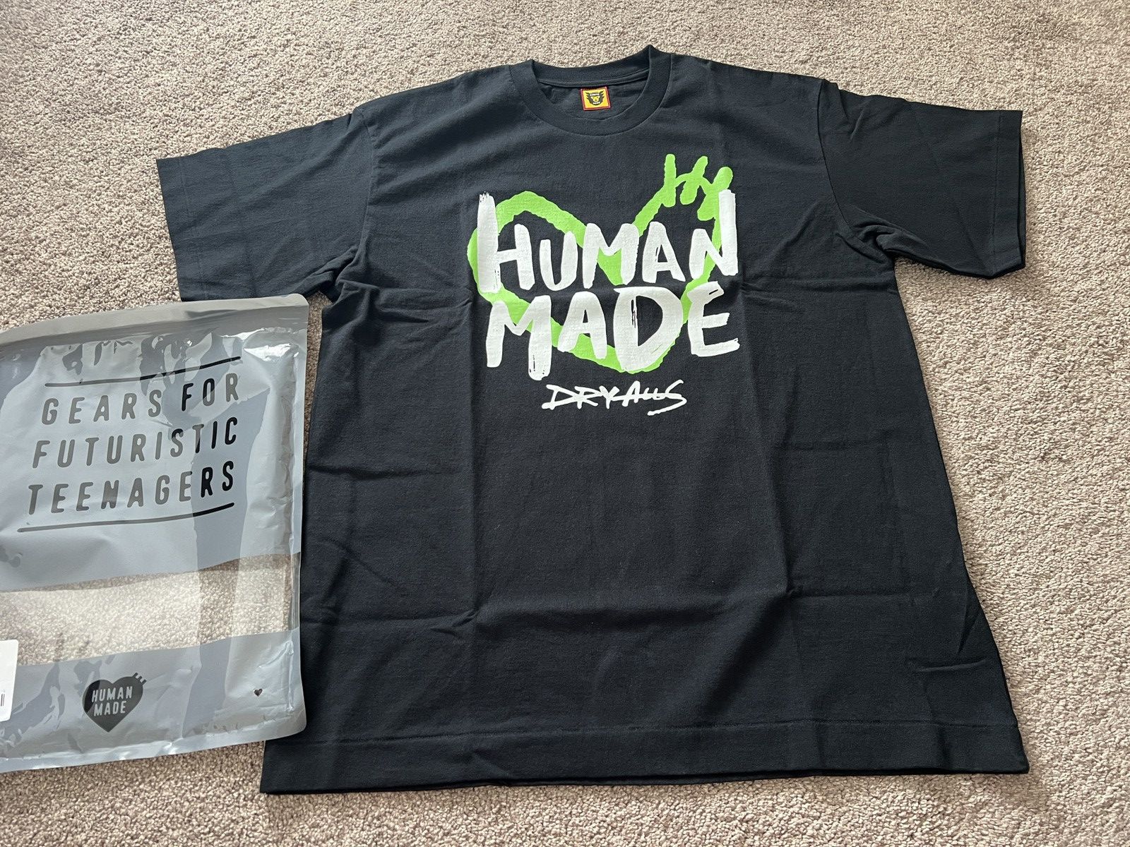 Human Made Brand new Human Made Graphic Dry Alls T-shirt Large Size US L / EU 52-54 / 3 - 1 Thumbnail