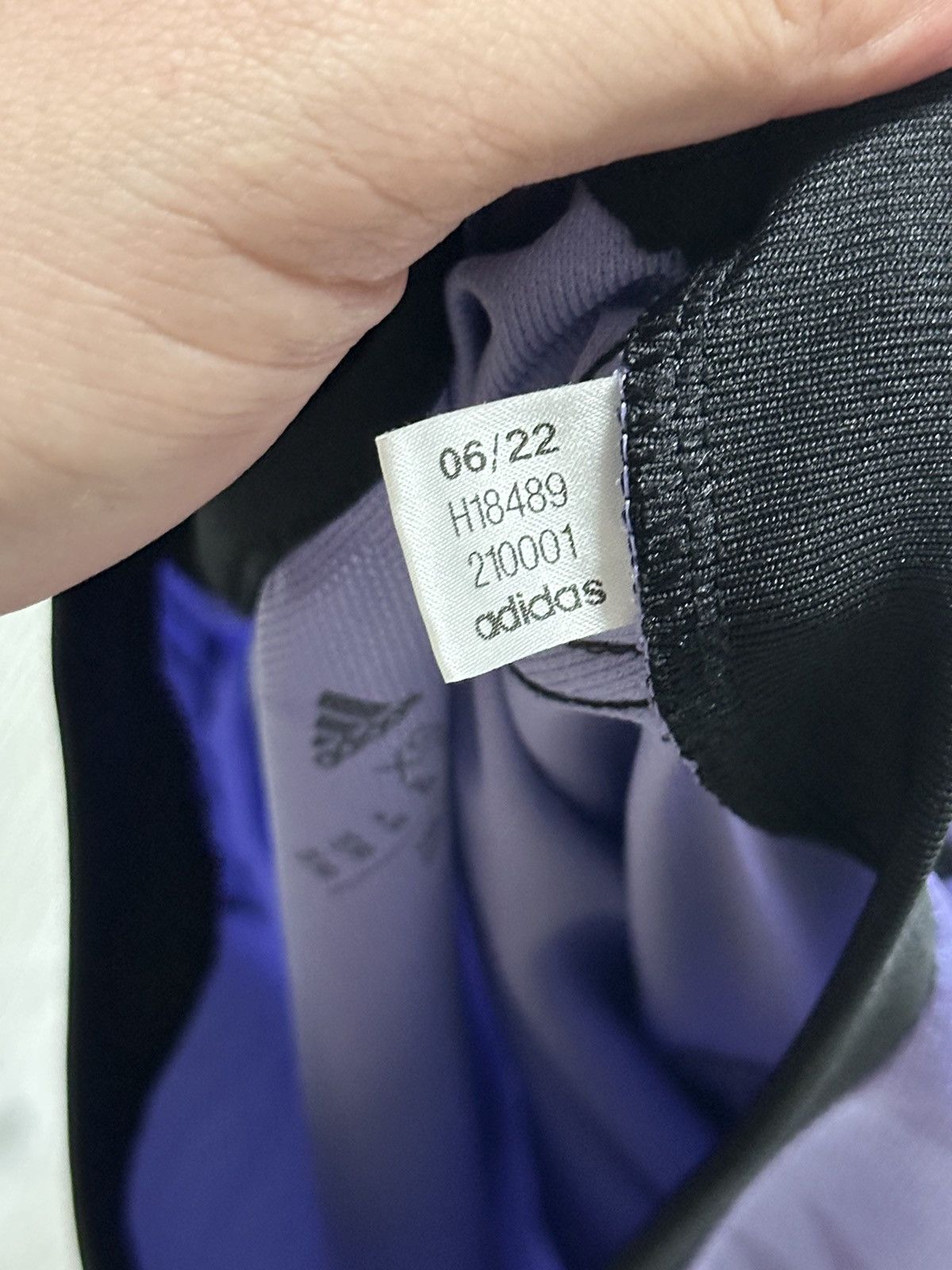 Adidas Adidas Real Madrid Authentic Away Jersey 2022-2023 Soccer Size US XS / EU 42 / 0 - 5 Thumbnail