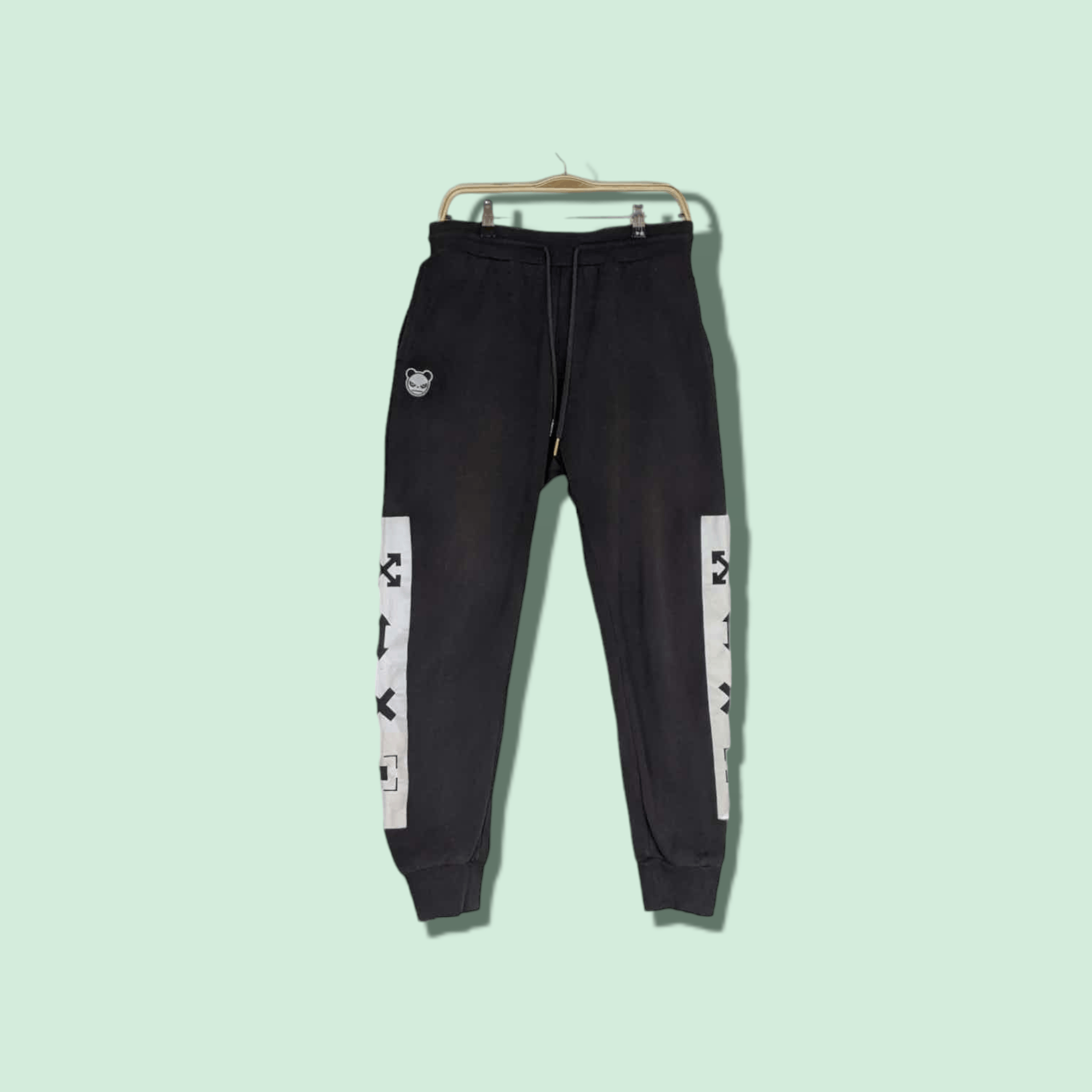 Japanese Brand HIPANDA Sidetape Jogger Pant Off White Style Size US 32 / EU 48 - 1 Thumbnail