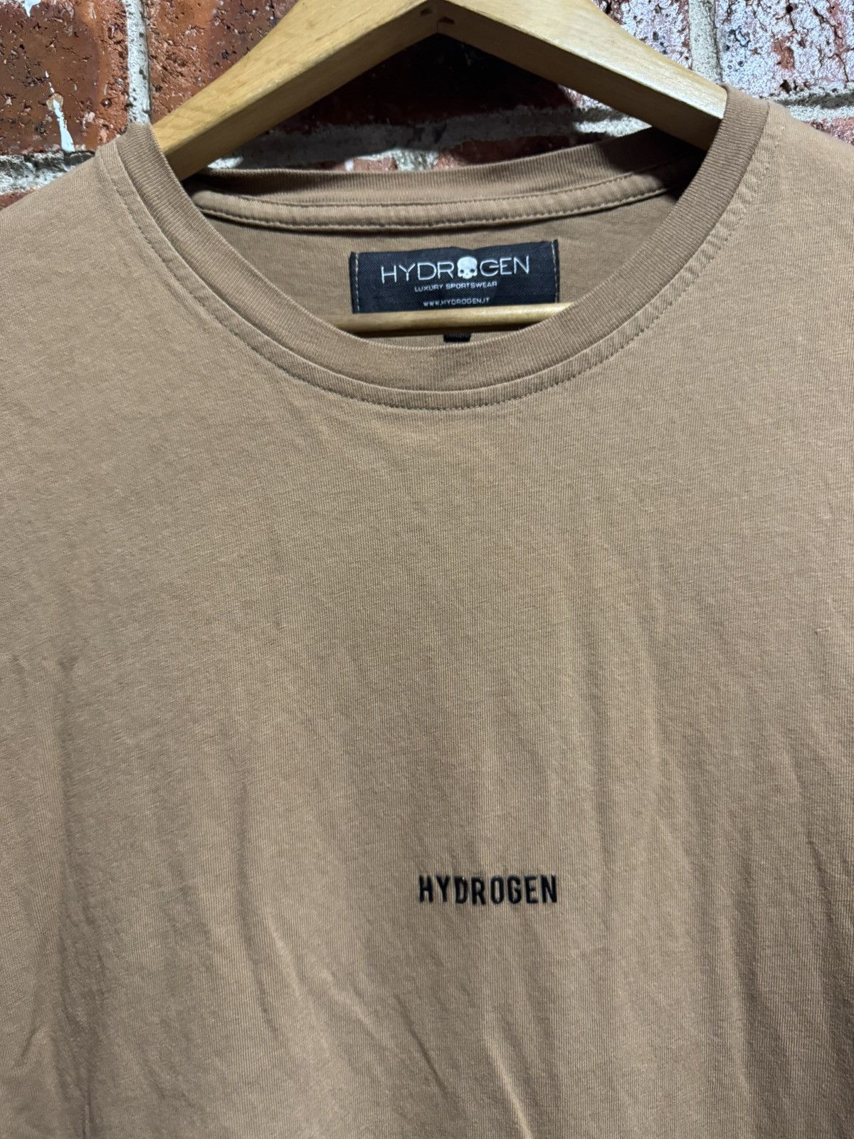 HYDROGEN × Vintage Vintage hydrogen Size US L / EU 52-54 / 3 - 2 Thumbnail