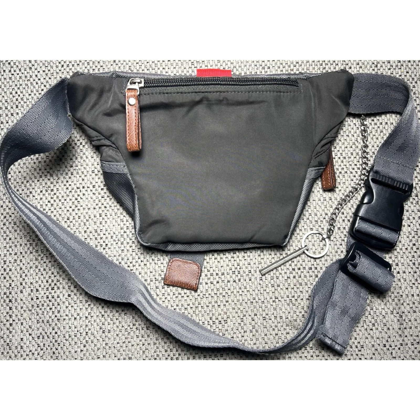 Vintage FX Originals Waist Pack Crossbody Fanny Bag Belt Bag Women Gray Nylon 10” wide 6.5” tall Size ONE SIZE - 3 Thumbnail
