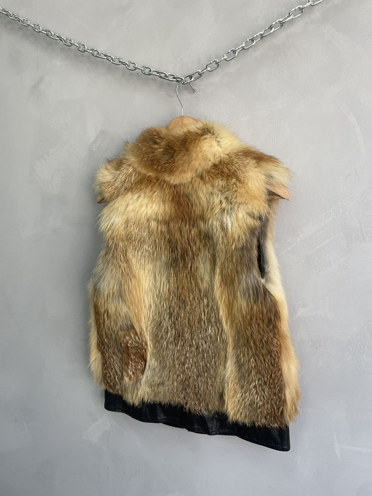 If Six Was Nine Rare if six was nine real fur bomber jacket vest 90s Size US S / EU 44-46 / 1 - 7 Thumbnail