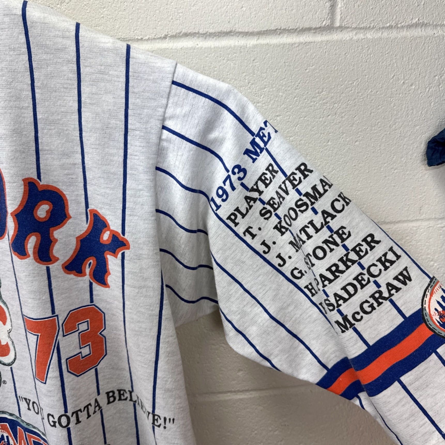 Vintage VINTAGE 90s New York Mets 1973 Long Gone All Over Print Cotton Baseball Shirt Adult Large Gray Unisex Size US L / EU 52-54 / 3 - 7 Thumbnail