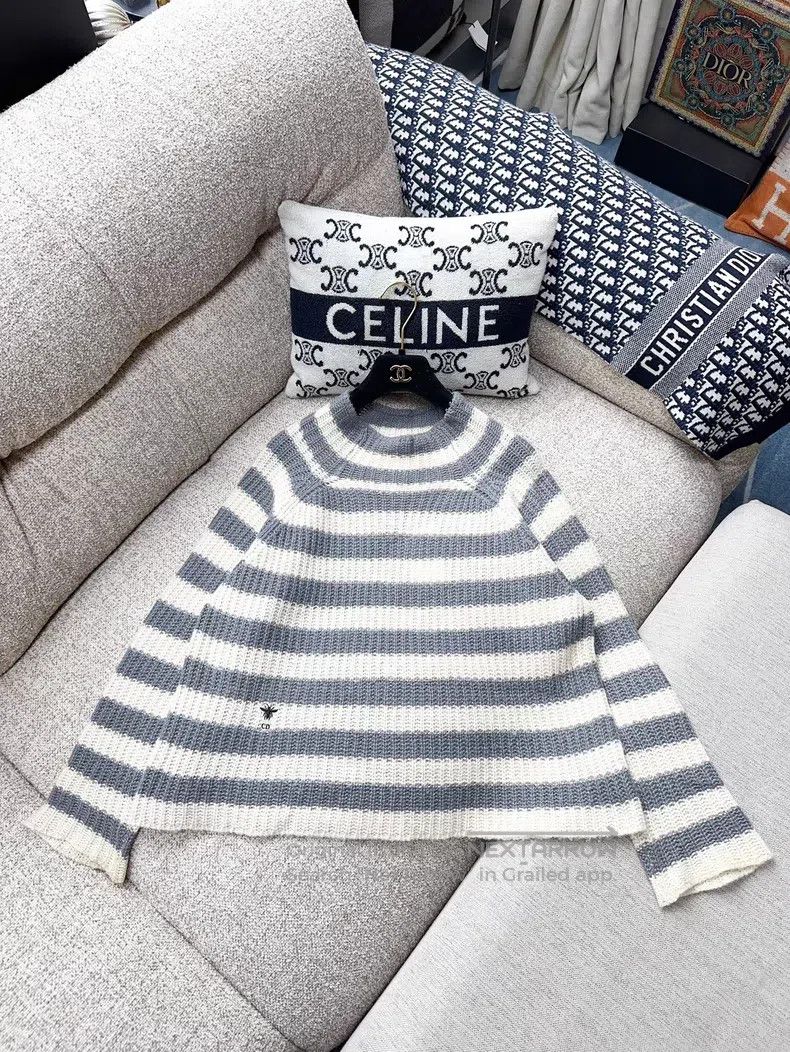 Dior Dior Light gray with beige white striped little bee embroi Size XS / US 0-2 / IT 36-38 - 2 Thumbnail