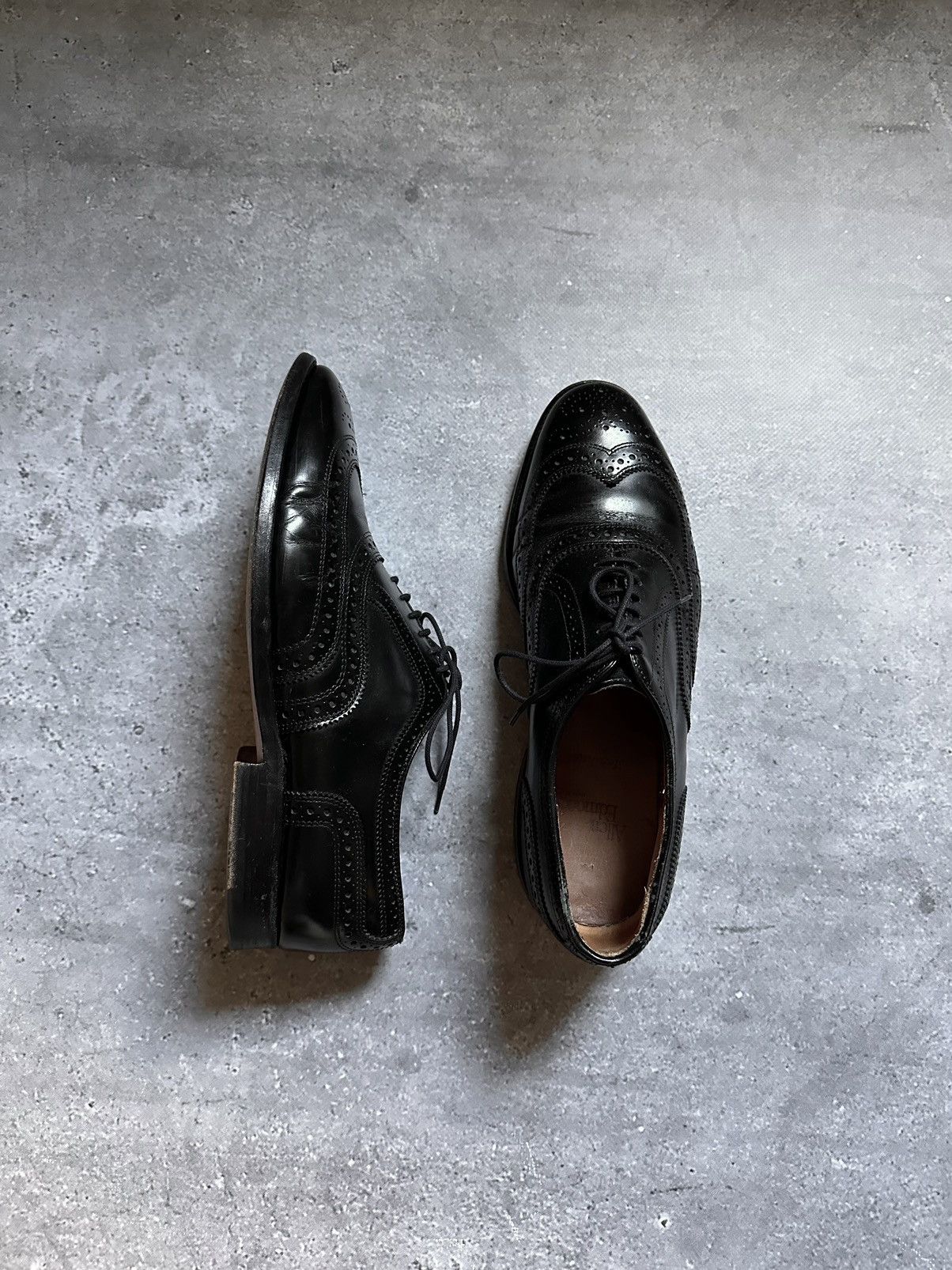 Allen Edmonds Allen Edmonds McAllister Wingtip Oxford Dress Shoes Size US 9 / EU 42 - 1 Thumbnail