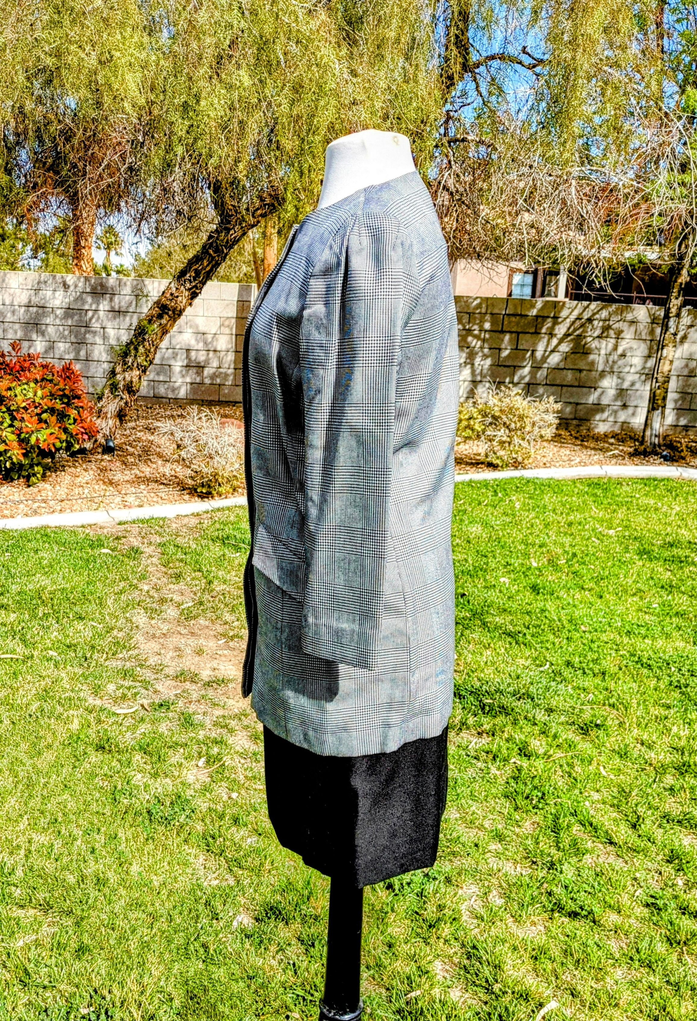 Vintage VTG Liz Claiborne Petites Houndstooth Coat+Maxi Skirt Suit Size M / US 6-8 / IT 42-44 - 2 Thumbnail