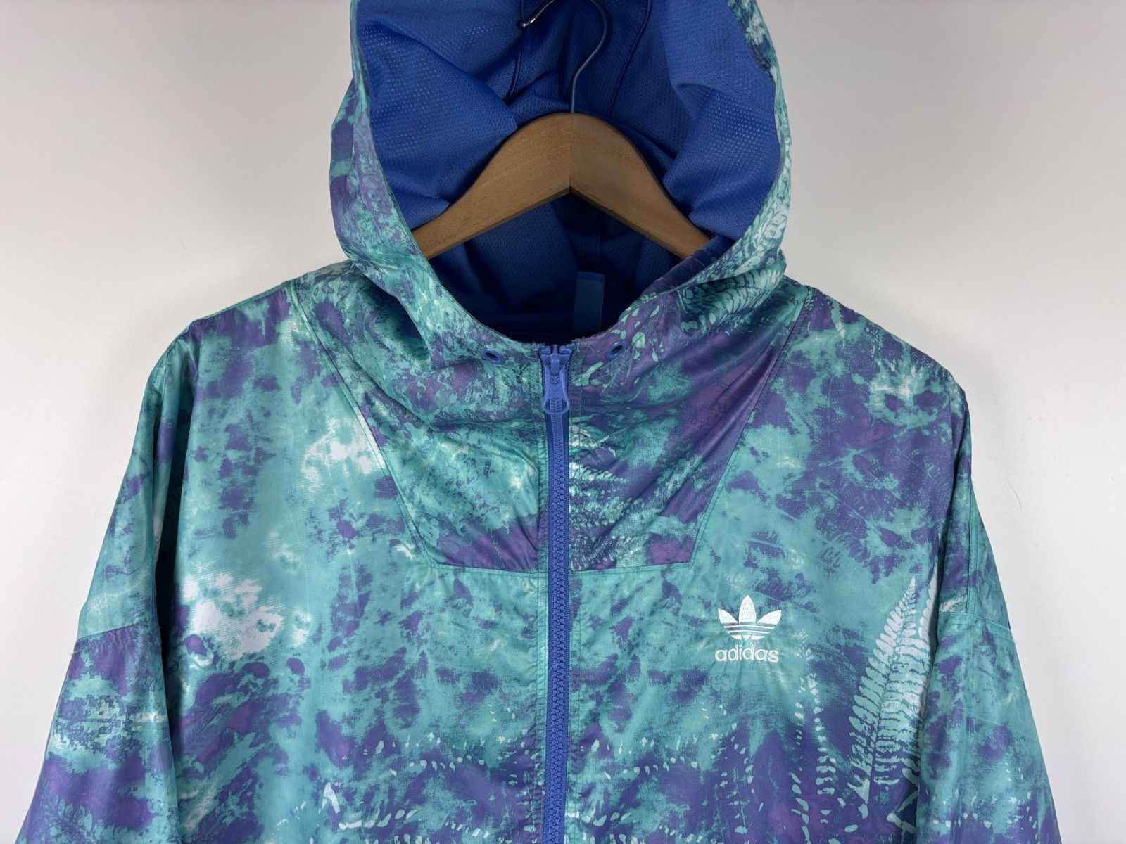 Adidas Adidas Originals Ocean Elements Windbreaker Hooded Jacket S Size S / US 4 / IT 40 - 2 Thumbnail