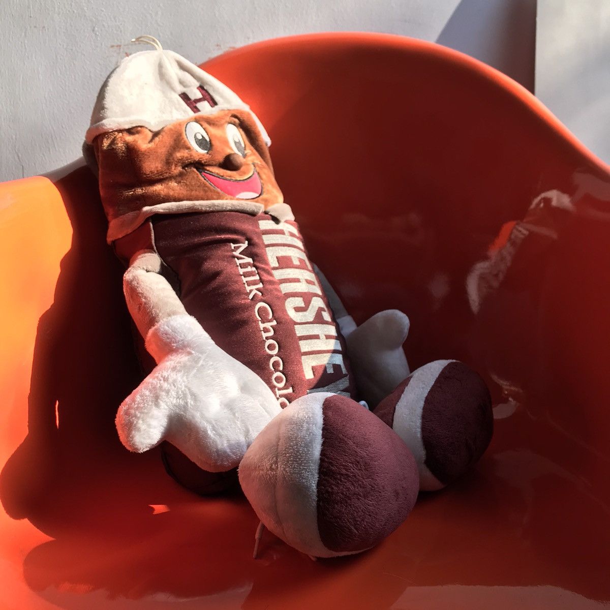 CHOCOOLATE × Medicom Toy × Vintage Vintage 90s Hershey's Chocolate Bar Man Microbead Pillow dol Size ONE SIZE - 3 Thumbnail