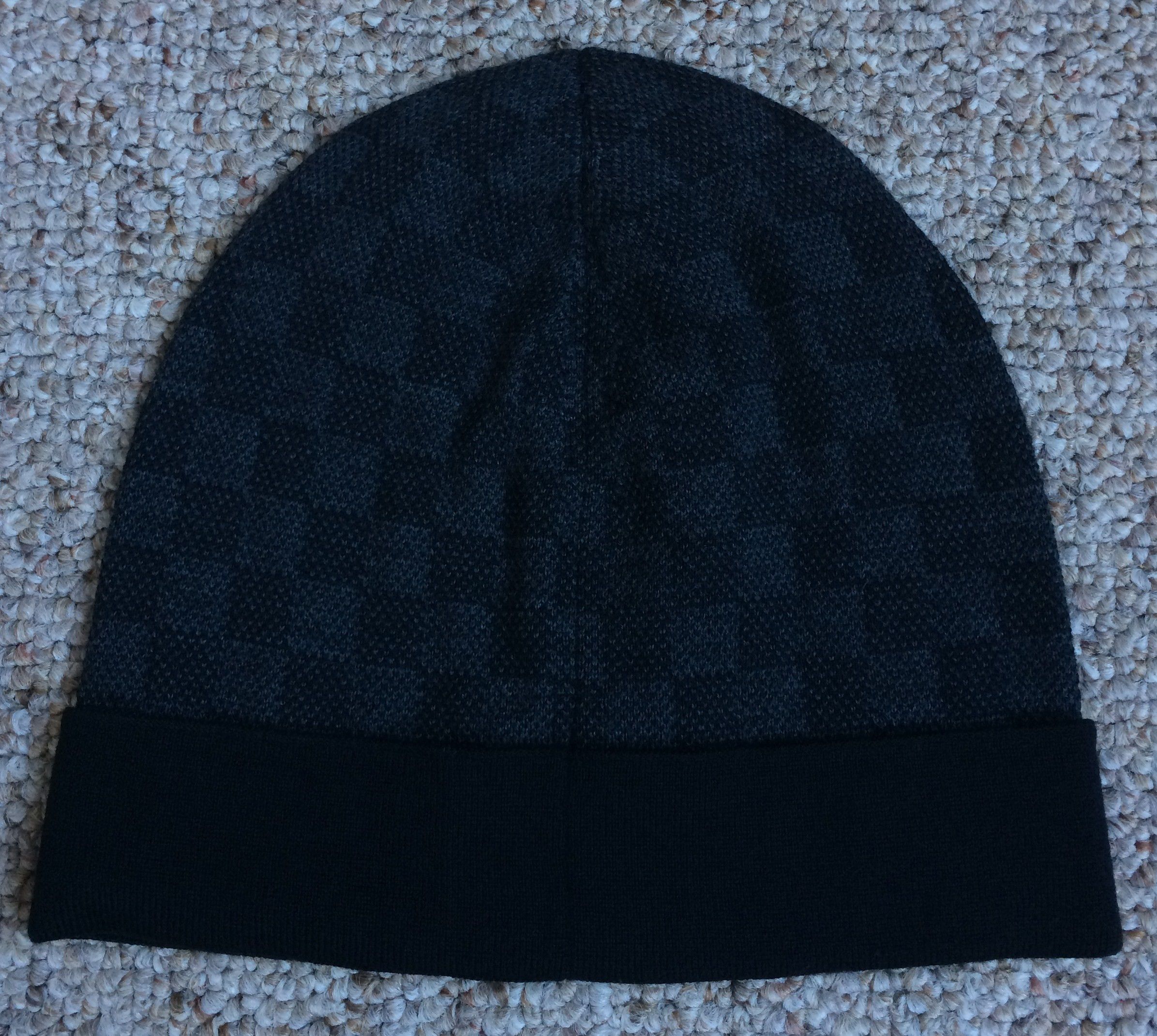 Louis Vuitton Louis Vuitton Damier Initiales Beanie Hat Size ONE SIZE - 3 Thumbnail