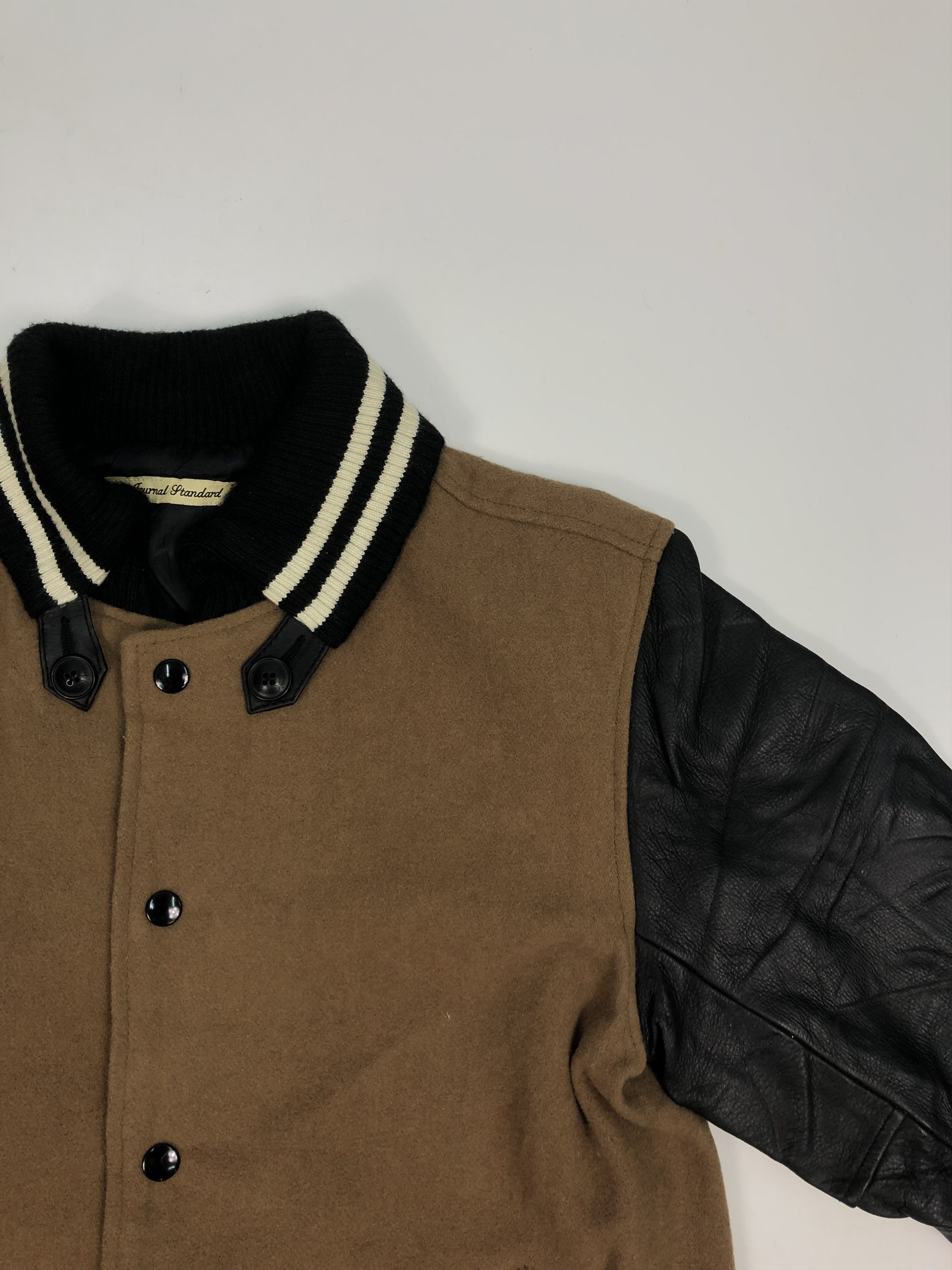 Vintage Vintage Varsity Journal Standard Leather Jacket V0117 Size US L / EU 52-54 / 3 - 3 Thumbnail