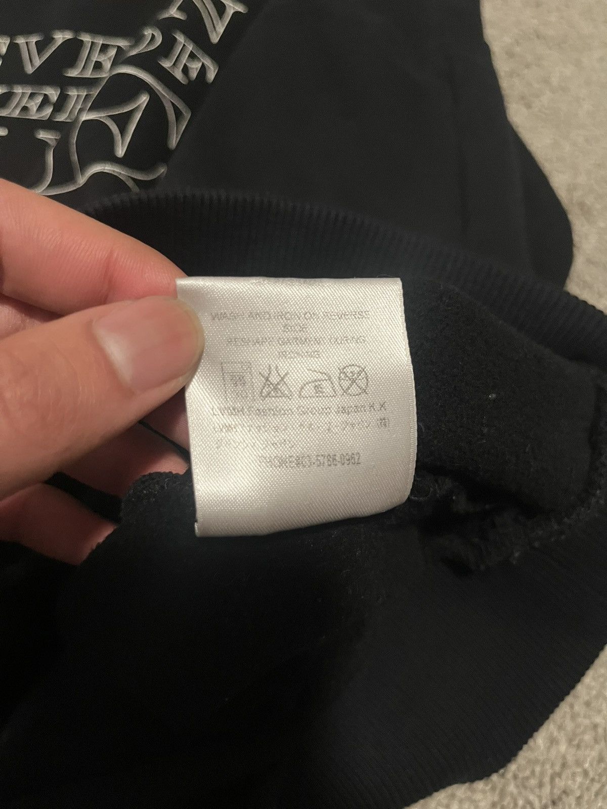 Givenchy Givenchy “Power Of Love” Crewneck Size US XS / EU 42 / 0 - 6 Thumbnail