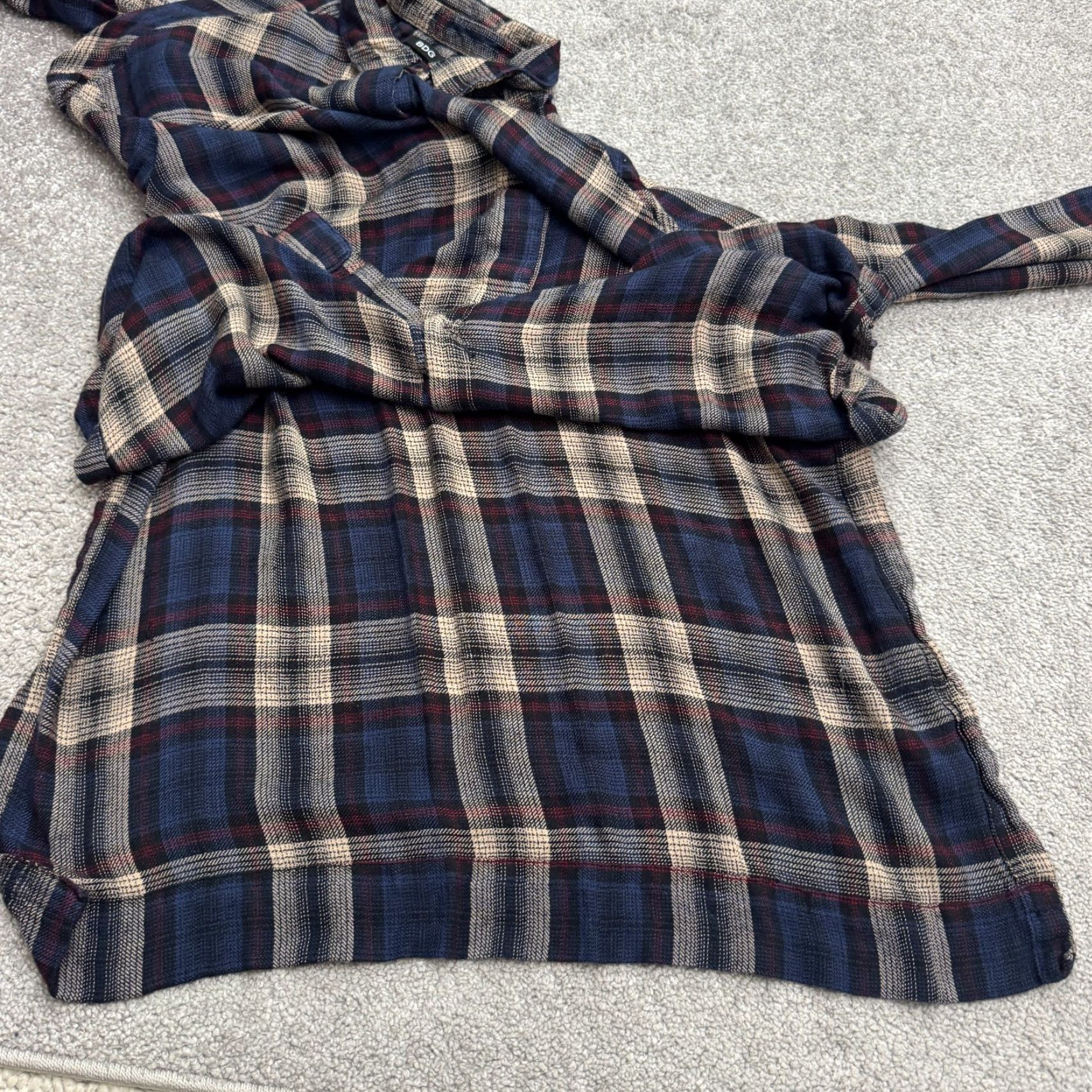 Urban Outfitters BDG Urban Outfitters Shirt Womens M Flannel Button-Up Plaid Multicolor Casual Classic, Preppy Womens Medium Blues Red Size M / US 6-8 / IT 42-44 - 5 Thumbnail