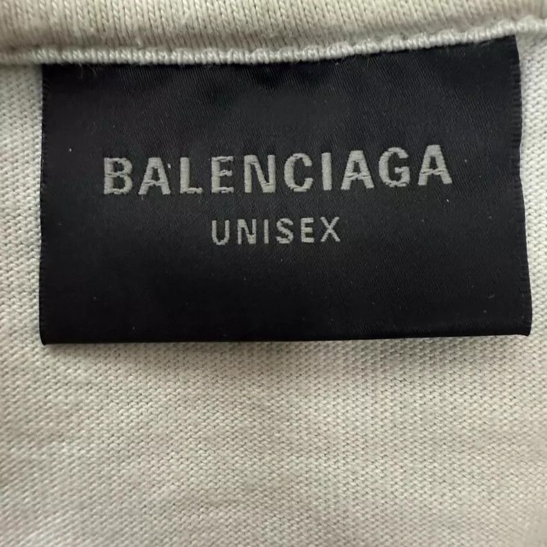 Balenciaga Balenciaga Apple Be Different Embroidered Logo Washed Short Size US M / EU 48-50 / 2 - 4 Thumbnail