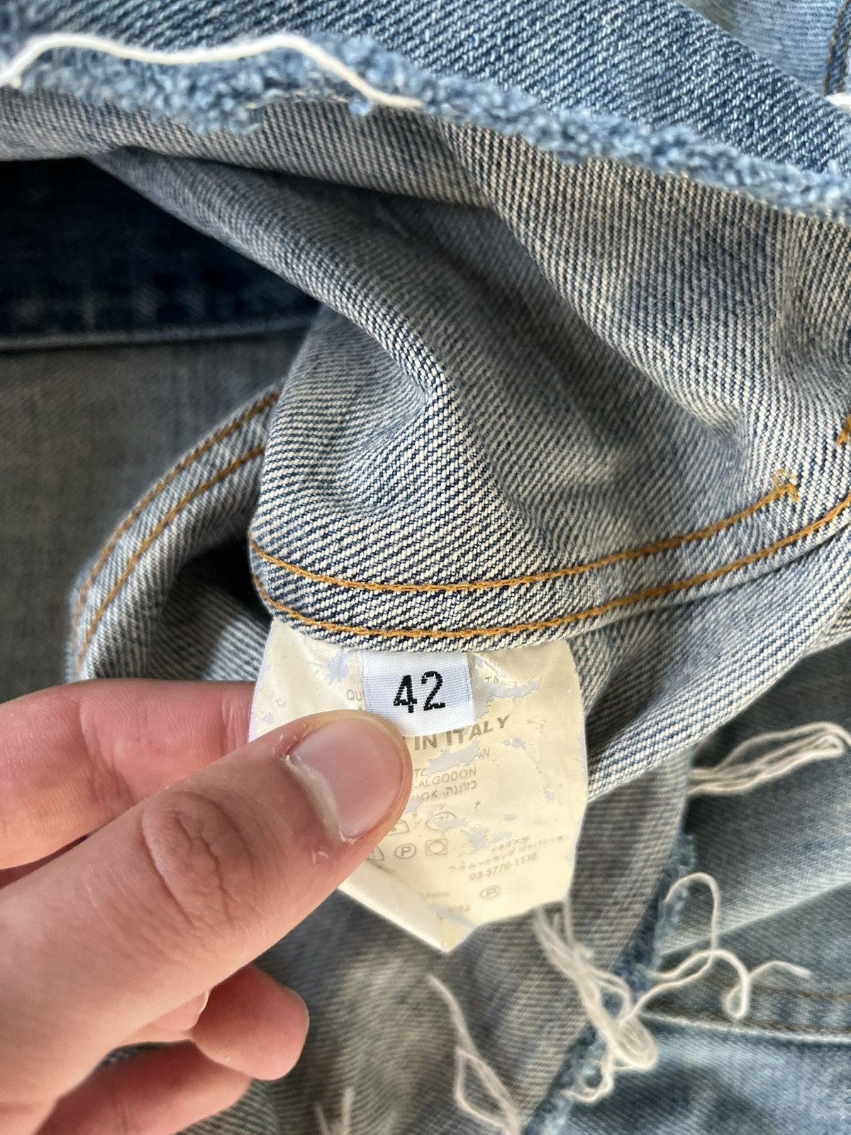 Helmut Lang 2002 Vintage Sanded Sleeveless Denim Trucker Jacket Archive Size M / US 6-8 / IT 42-44 - 9 Thumbnail