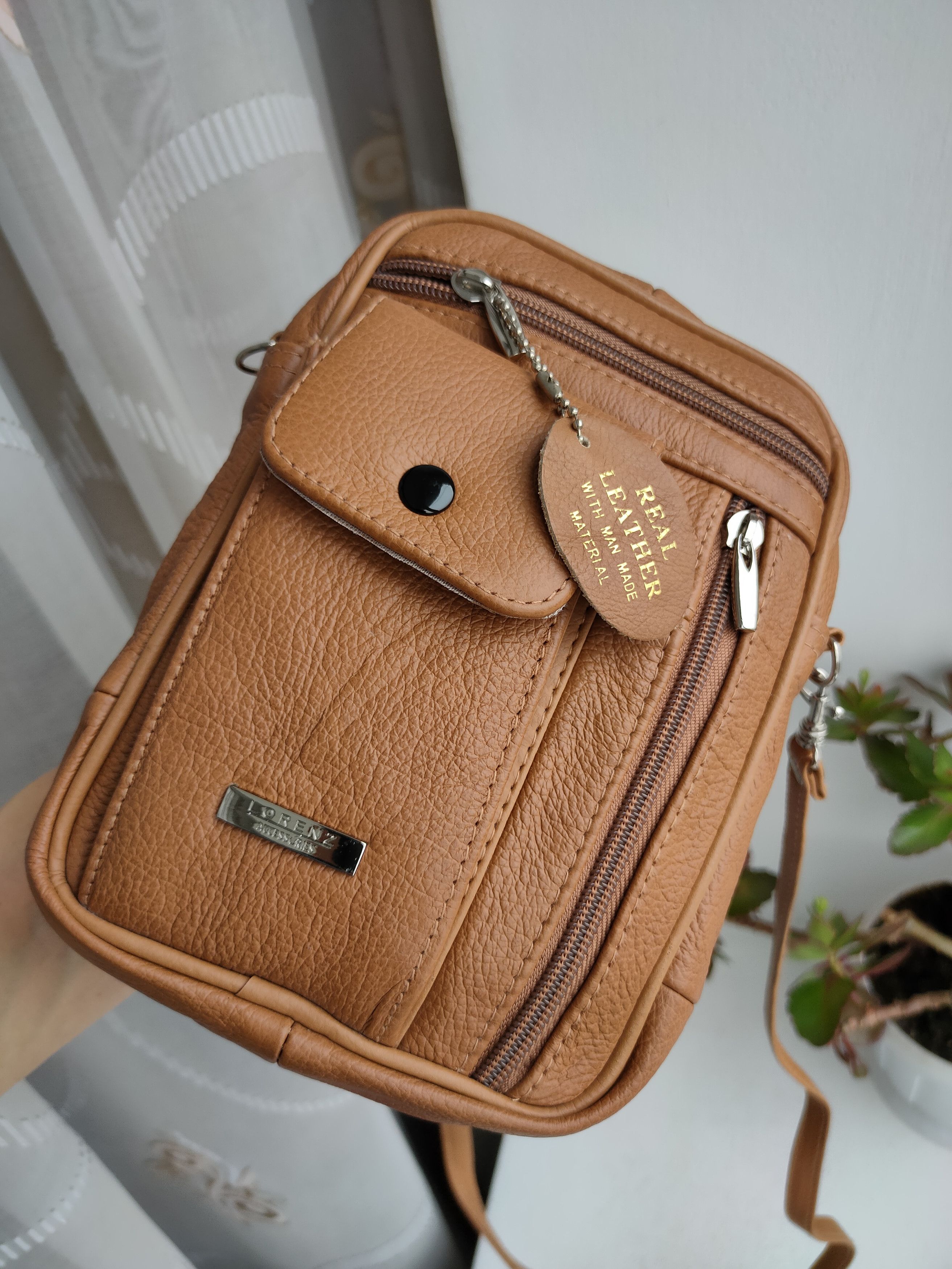 Leather Vintage Y2K Leather messenger bag Lorenz crossbody bag Size ONE SIZE - 9 Thumbnail