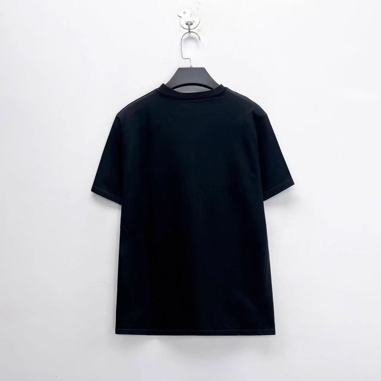Dior Dior xxs black all over bee patch T-shirt new Size US XXS / EU 40 - 2 Thumbnail
