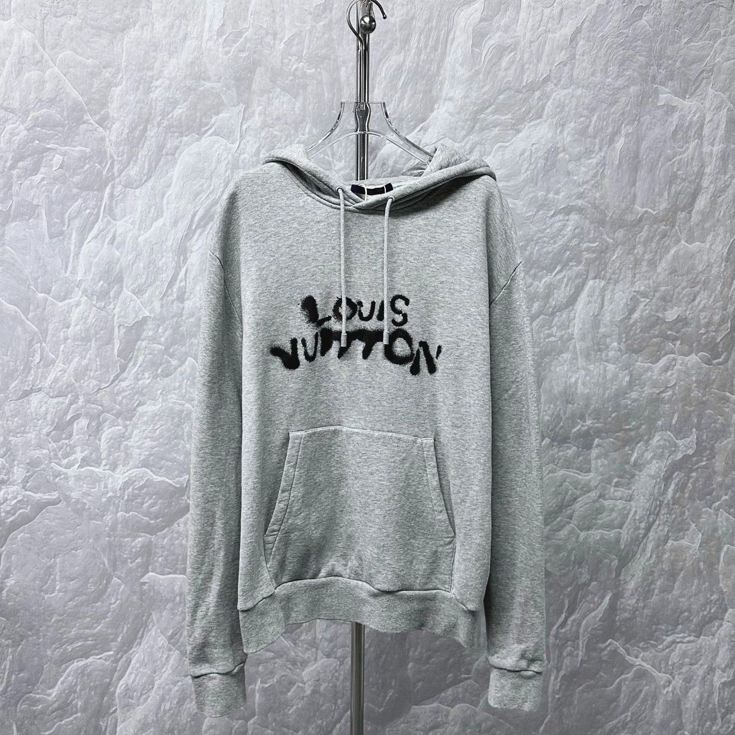 Louis Vuitton louis vuitton gray neon print hoodie Size US L / EU 52-54 / 3 - 1 Thumbnail