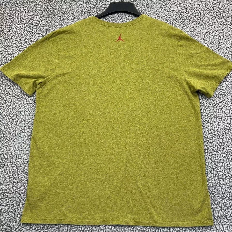 Jordan Brand Air Jordan Shirt Men Green Short Sleeve Crew Neck Cotton 2XL Size US XXL / EU 58 / 5 - 2 Thumbnail