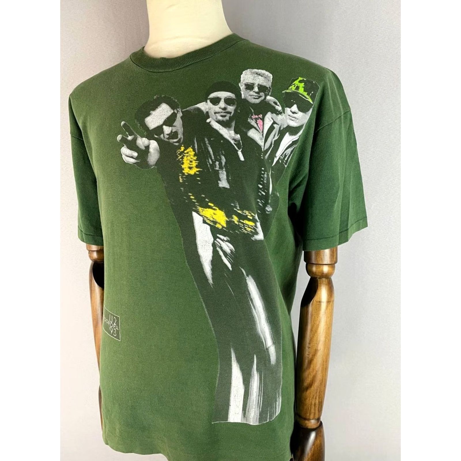 Vintage Vintage Screen Stars Mens U2 Zooropa Graphic Shirt Size XL Green Short Sleeve Size US XL / EU 56 / 4 - 6 Thumbnail