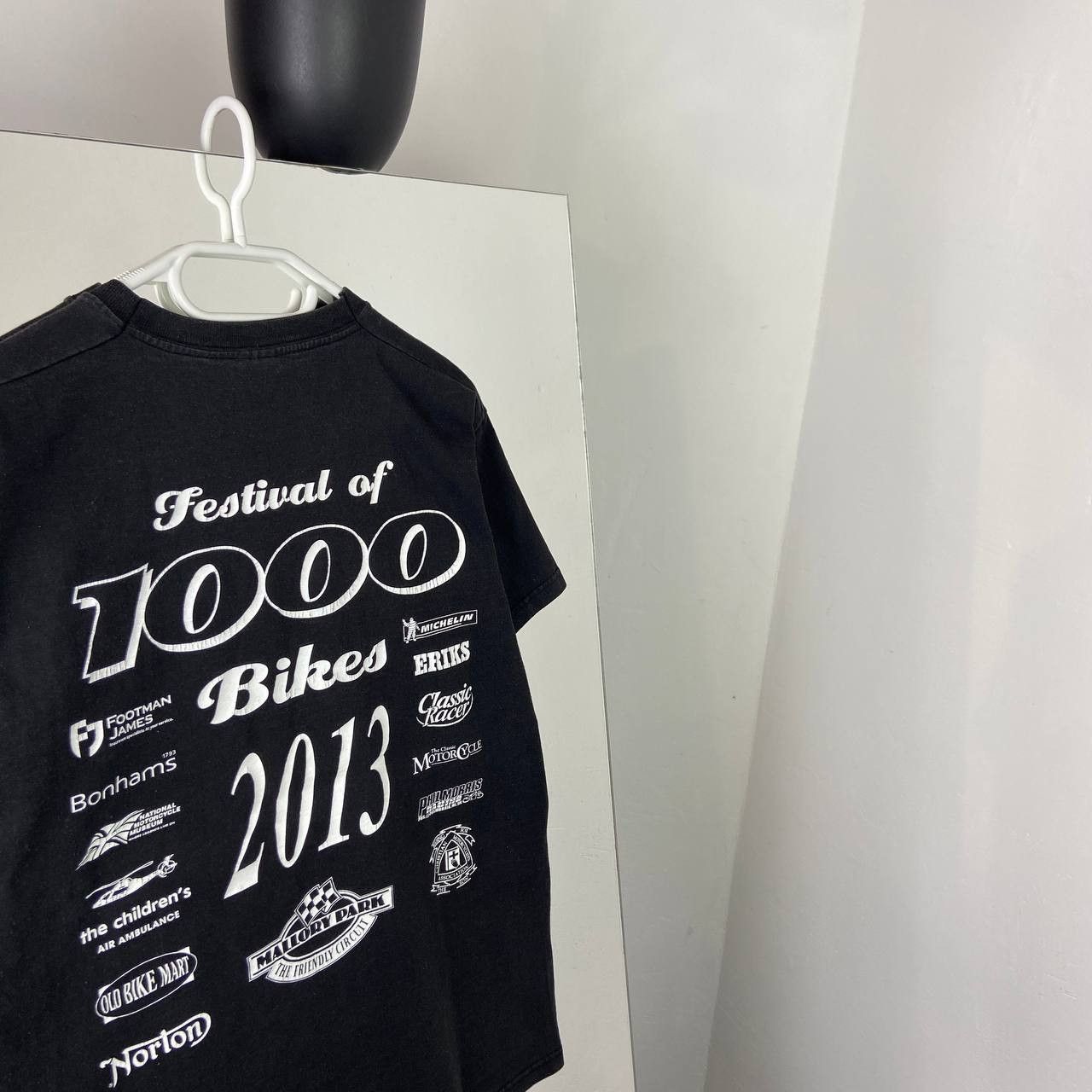 Honda Honda Michelin Rare The Vintage Motorcycle Club Y2K T-Shirt Size US M / EU 48-50 / 2 - 7 Thumbnail