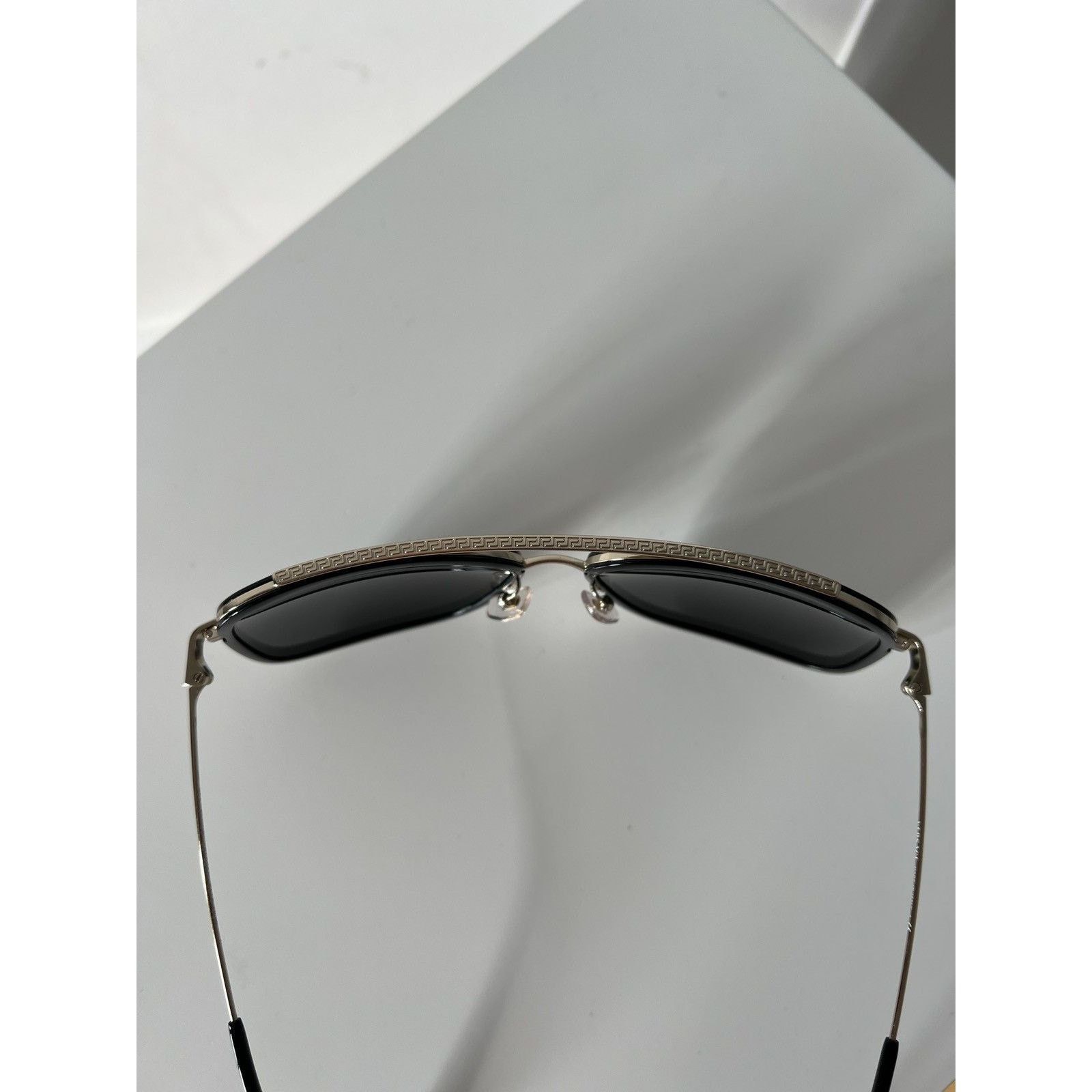 Versace Versace logo greca gold black sunglasses Size ONE SIZE - 7 Thumbnail