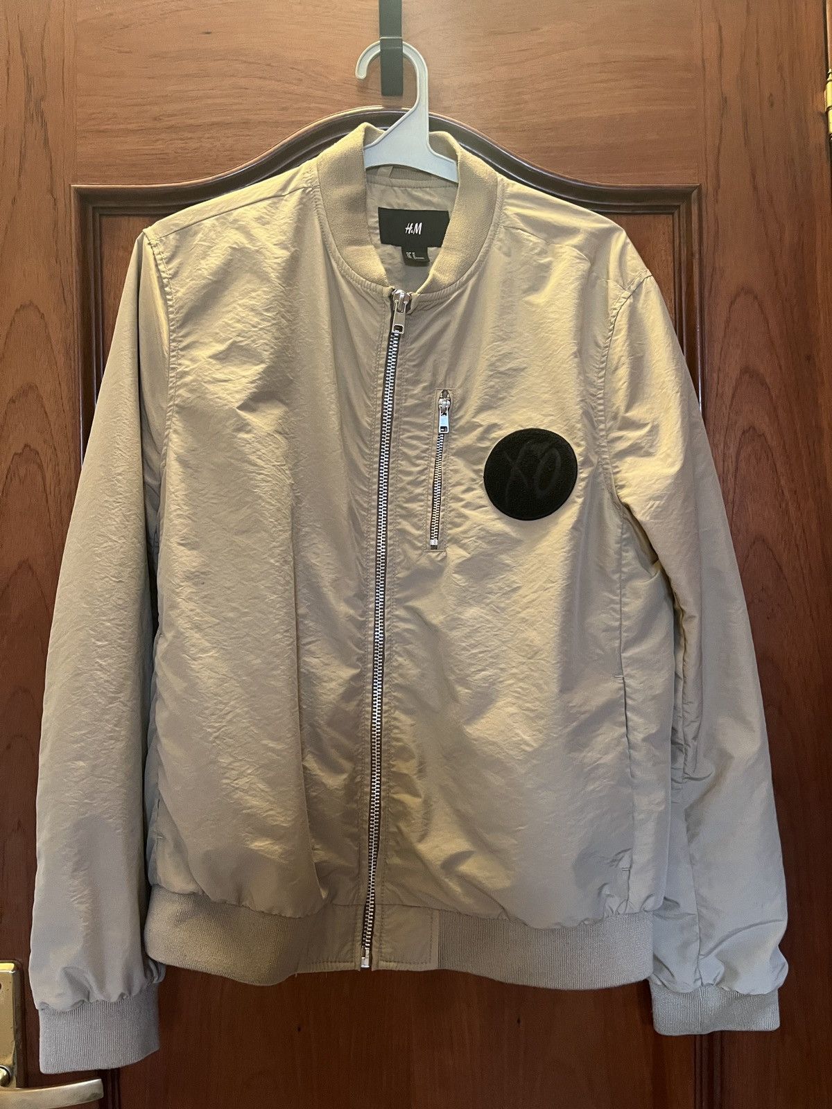 H&M × The Weeknd The Weeknd H&M Beige Bomber Jacket Size US M / EU 48-50 / 2 - 1 Thumbnail