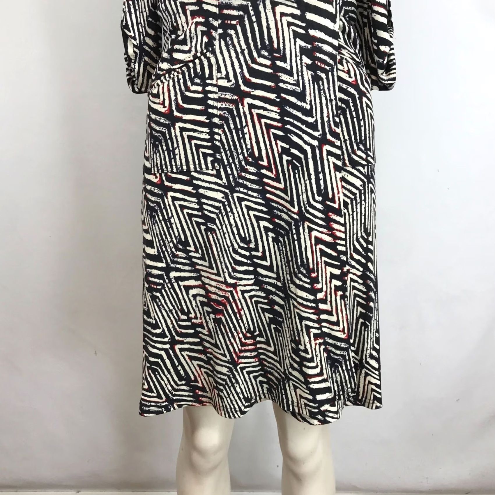 Diane von Furstenberg Diane von Furstenberg Womens 2 Black & Cream Collared Wrap Dress Silk Knee Length Size XS / US 0-2 / IT 36-38 - 3 Thumbnail