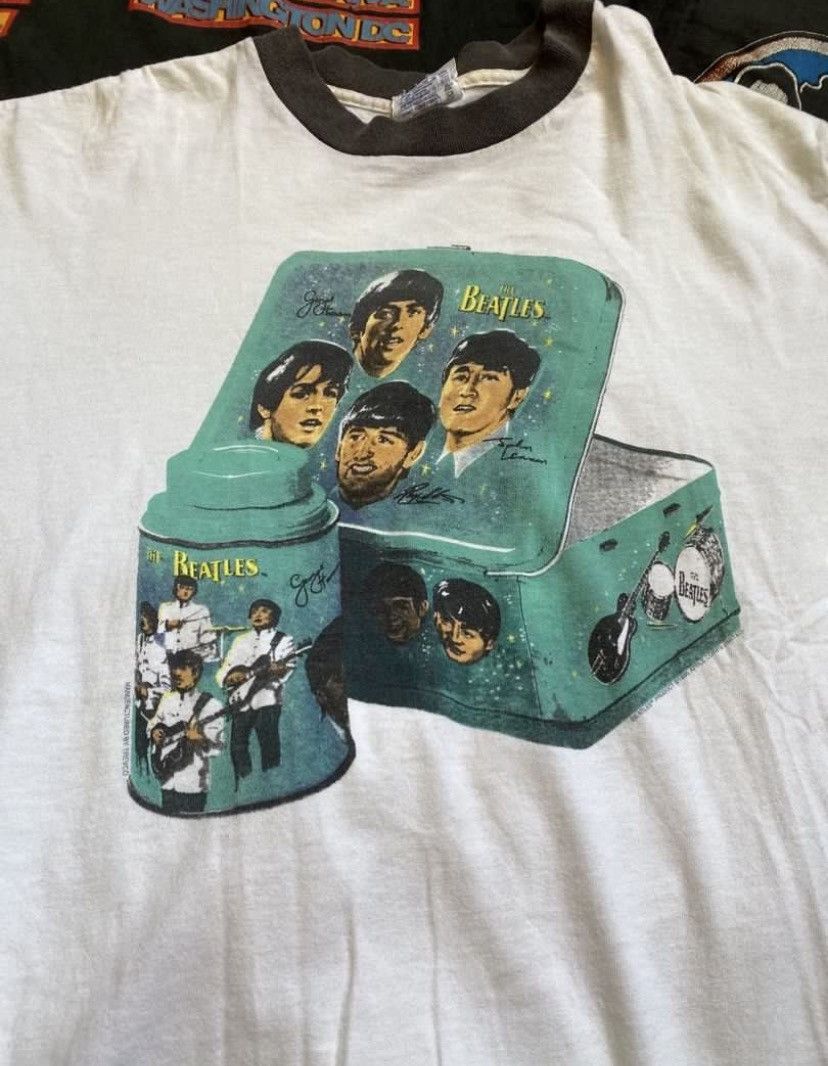 Band Tees Vintage rare the Beatles lunchbox 90s Size US L / EU 52-54 / 3 - 2 Thumbnail