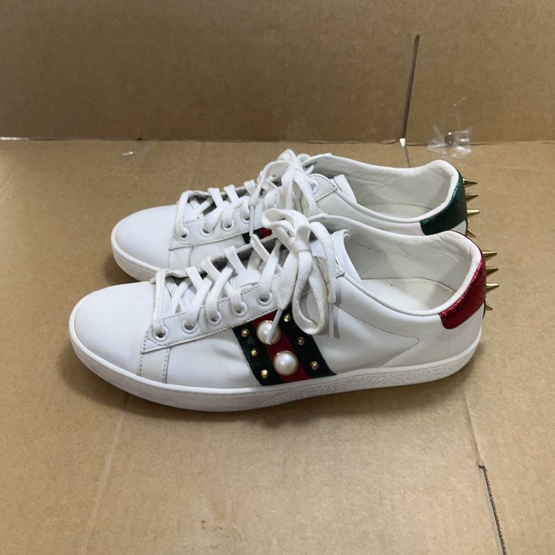 Gucci Gucci Ace Studded Fashion Sneakers for Women 0079 Size US 6.5 / IT 36.5 - 1 Thumbnail