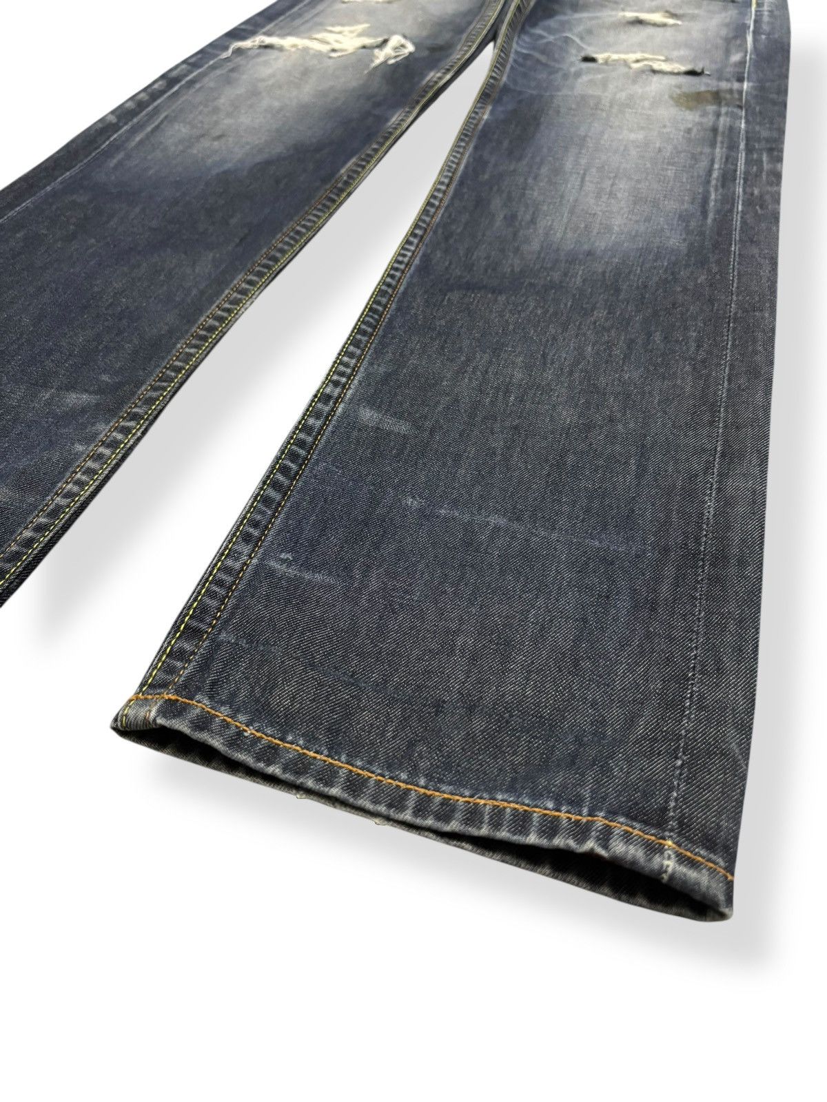 Evisu Vintage 2000s Evisu Ramen Heavy Distressed Grunge Jeans Size US 31 - 9 Thumbnail