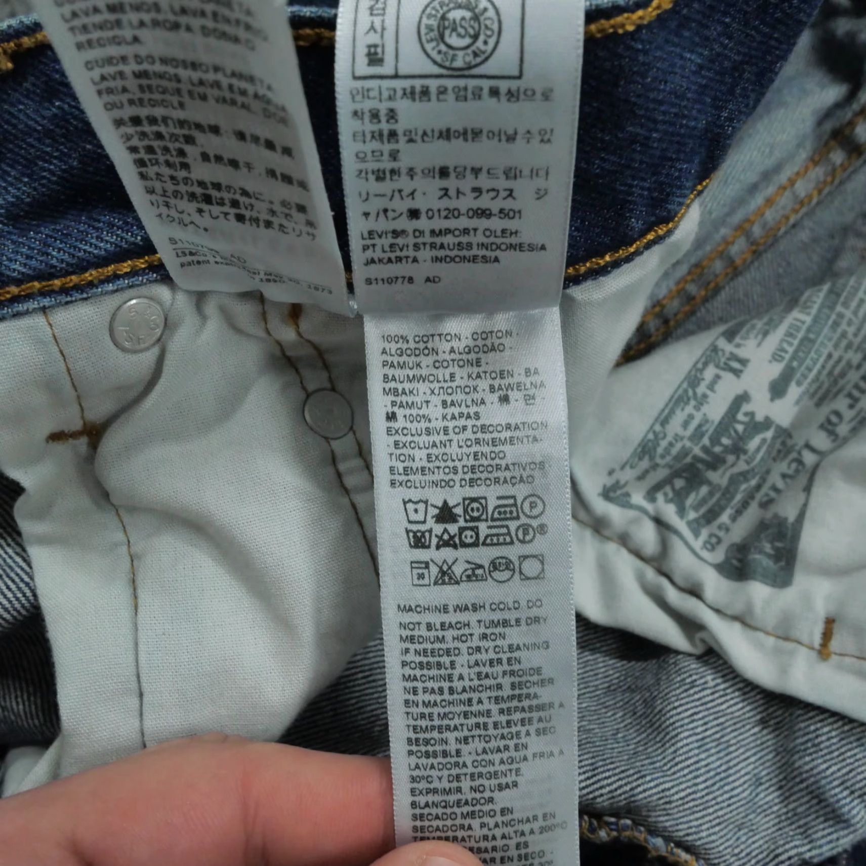 Levi's VINTAGE Levis 501 Shorts Womens 34 Blue Denim Button Fly Fade Whiskers 33x6 Size 24" / US 00 / IT 34 - 5 Thumbnail