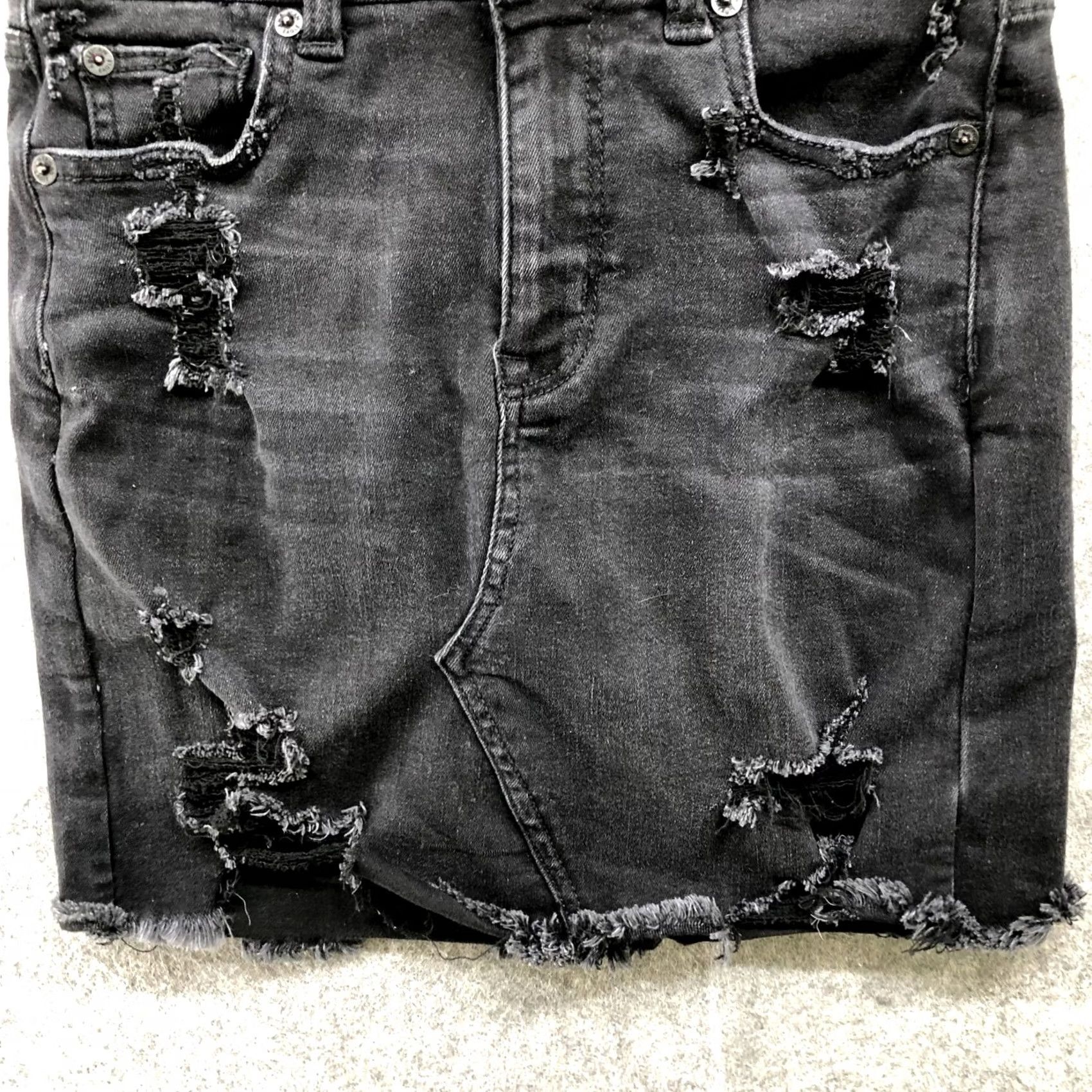 American Eagle Outfitters VINTAGE American Eagle Outfitters Curvy Hi Rise Mini Skirt Size 0 Black Next Level Stretch Skirt Womens Size 25" / US 0 / IT 36 - 4 Thumbnail