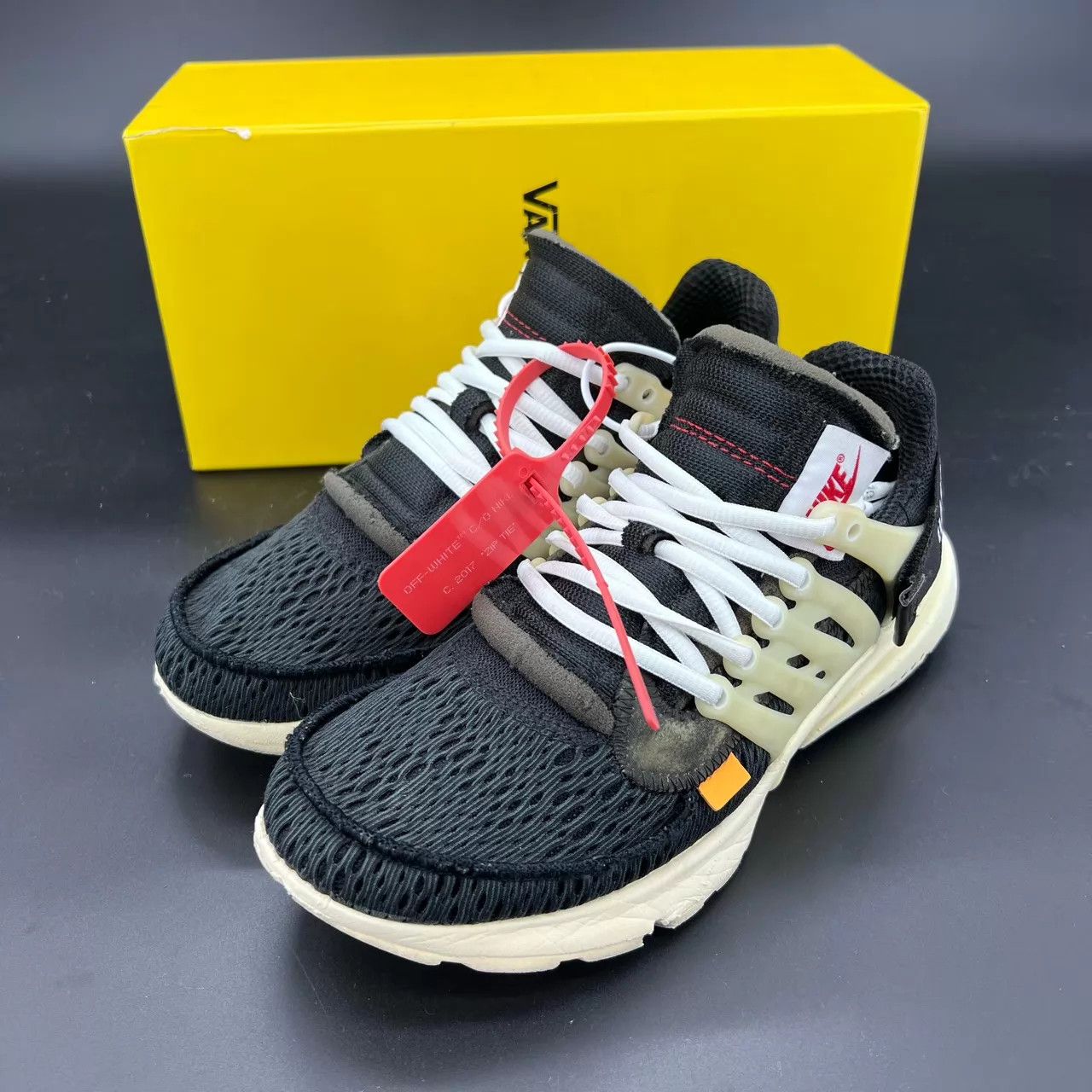 Nike Off-White Presto OG Black/White 40 Near Mint Box & Extras Size US 7 / EU 40 - 1 Thumbnail